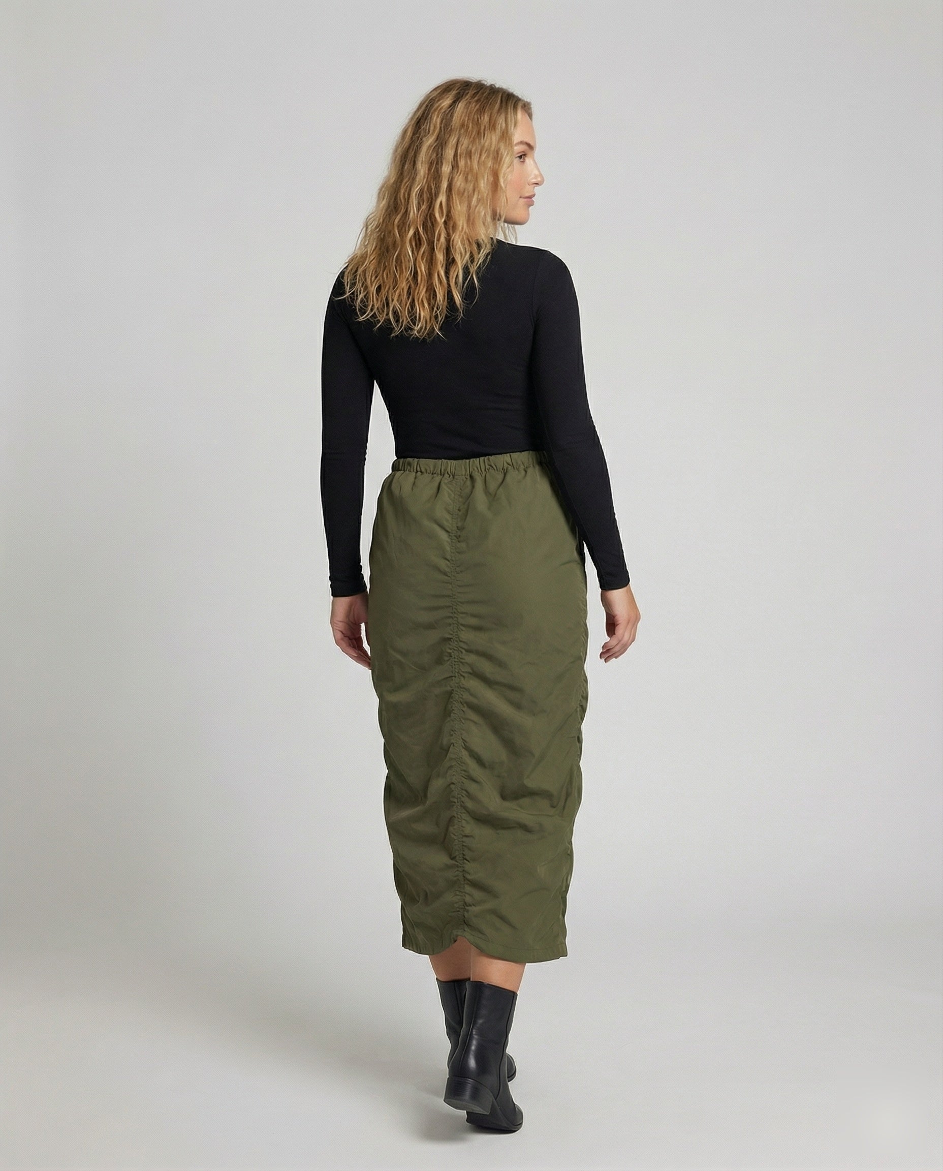 Product 15586969813322 - back_view