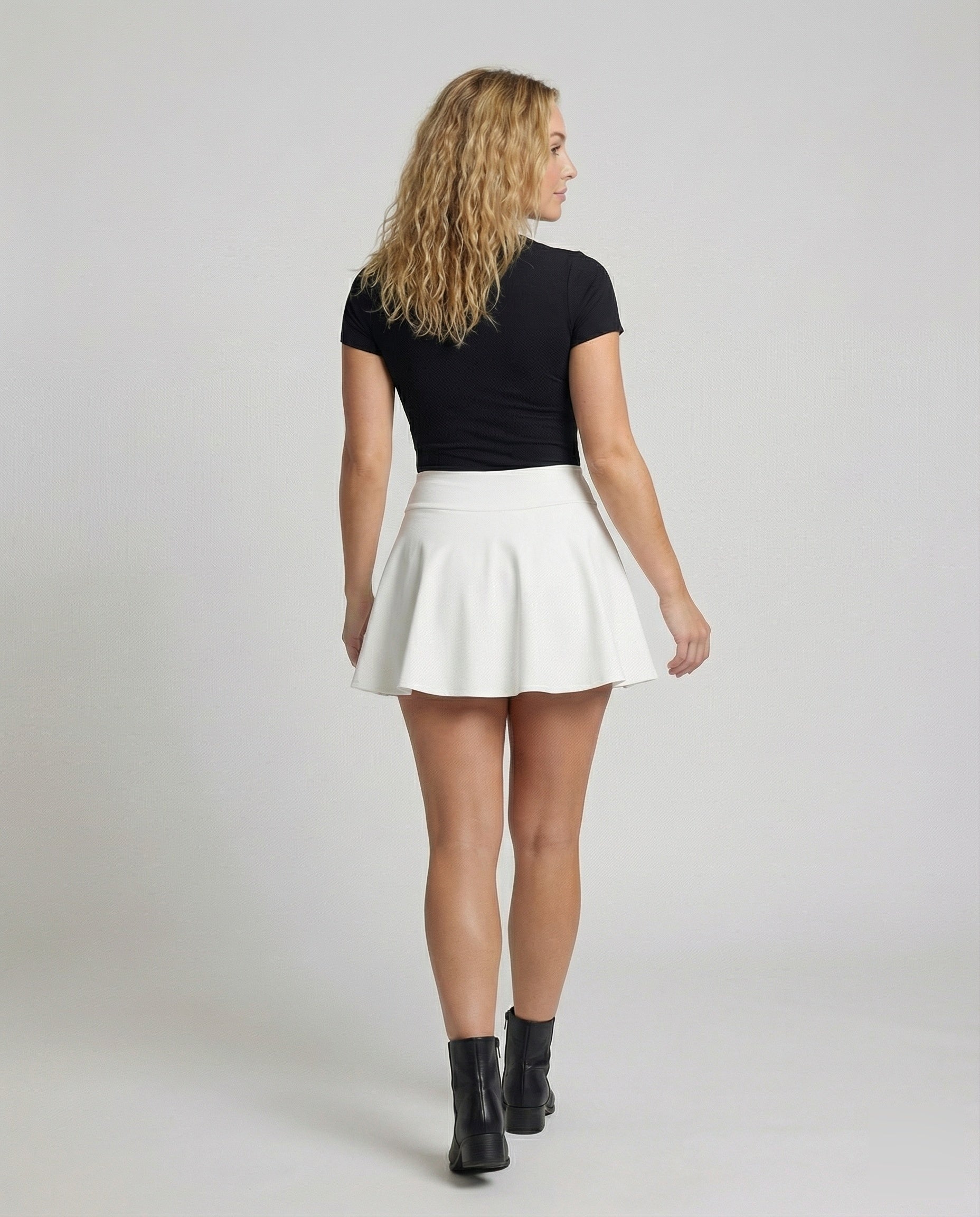 Product 15586975088970 - back_view