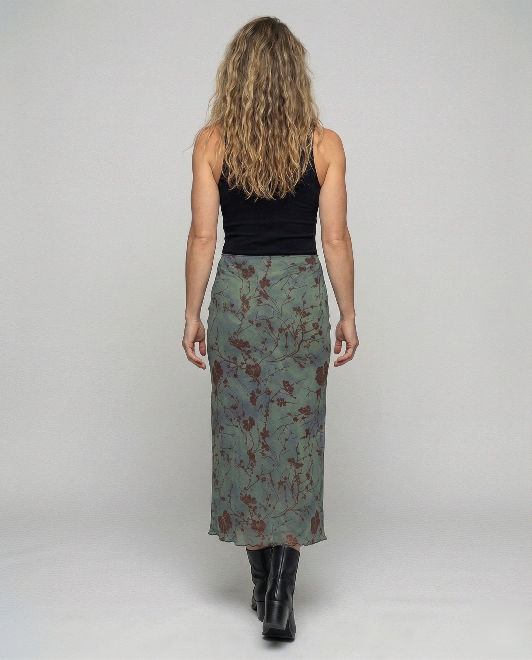 Product 15587013525834 - back_view