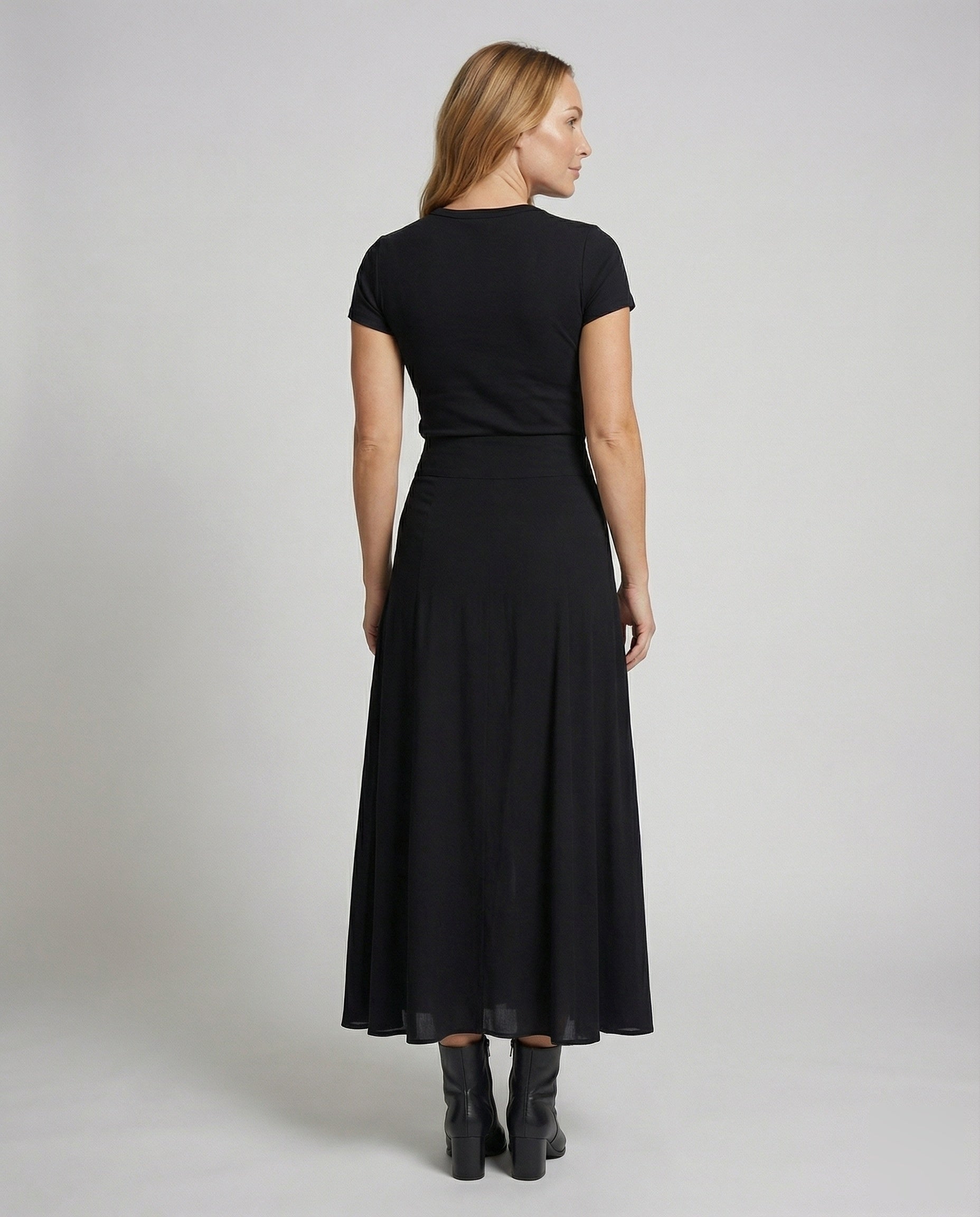 Product 15587028369738 - back_view