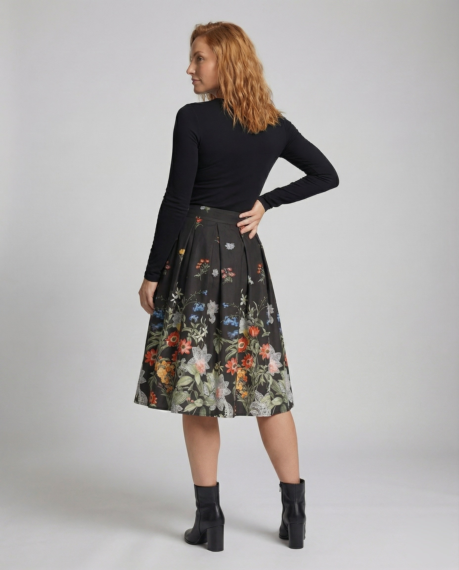 Product 15587040821578 - back_view