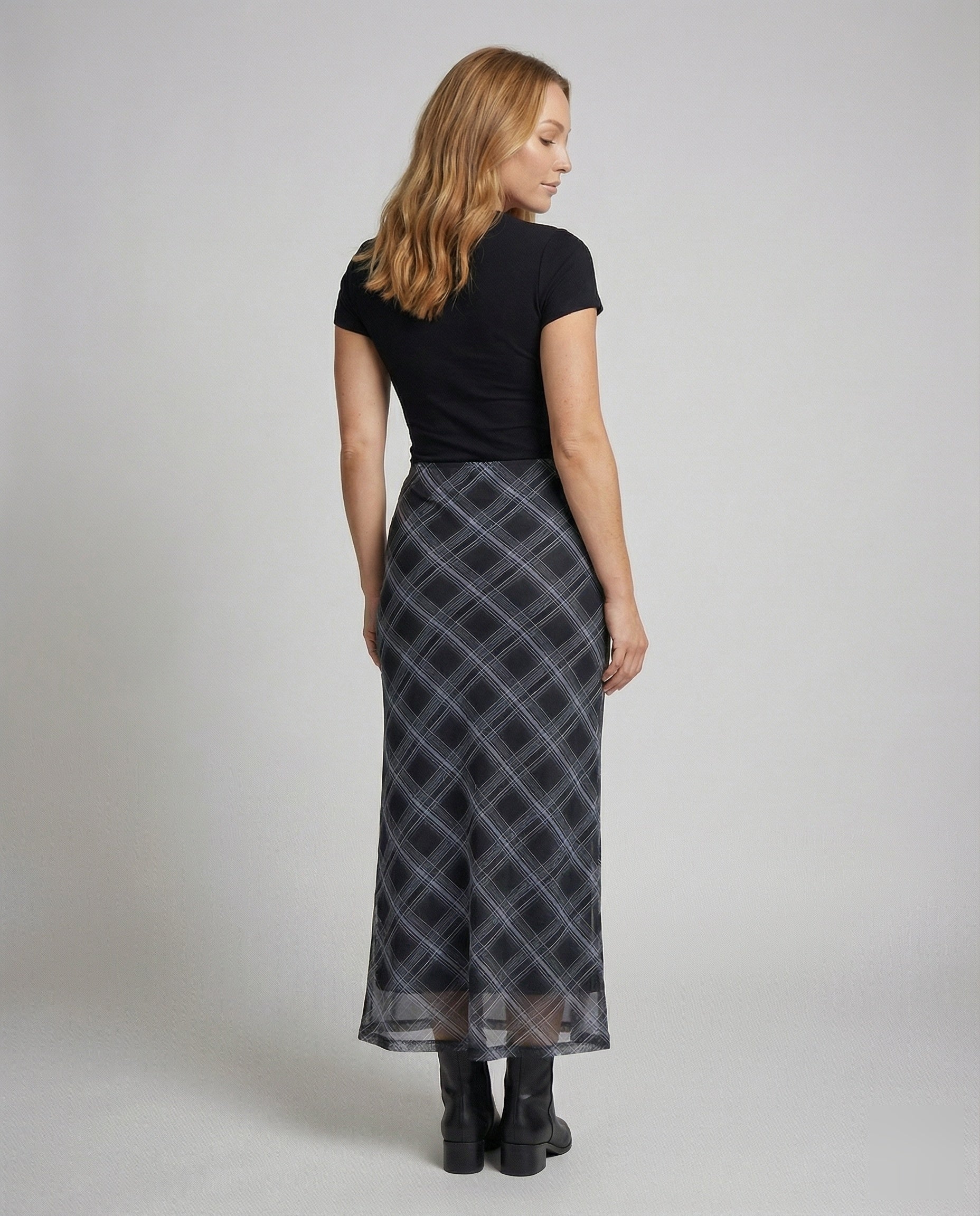 Product 15587047473482 - back_view