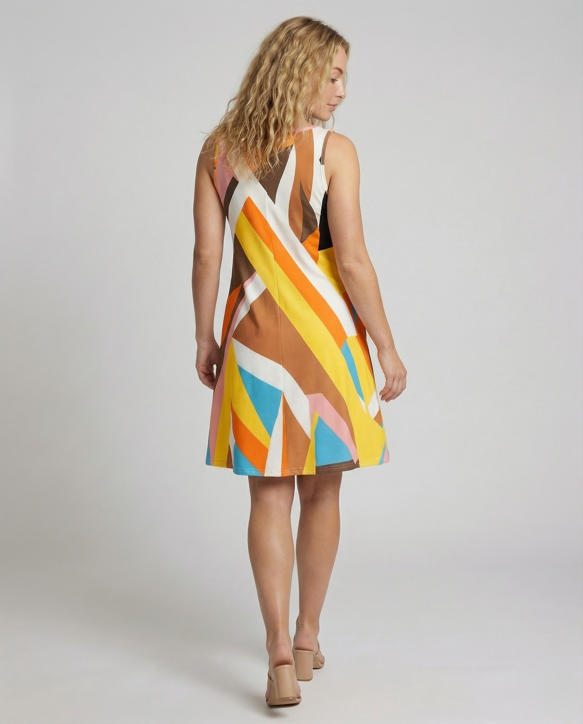 Product 15587417751882 - back_view