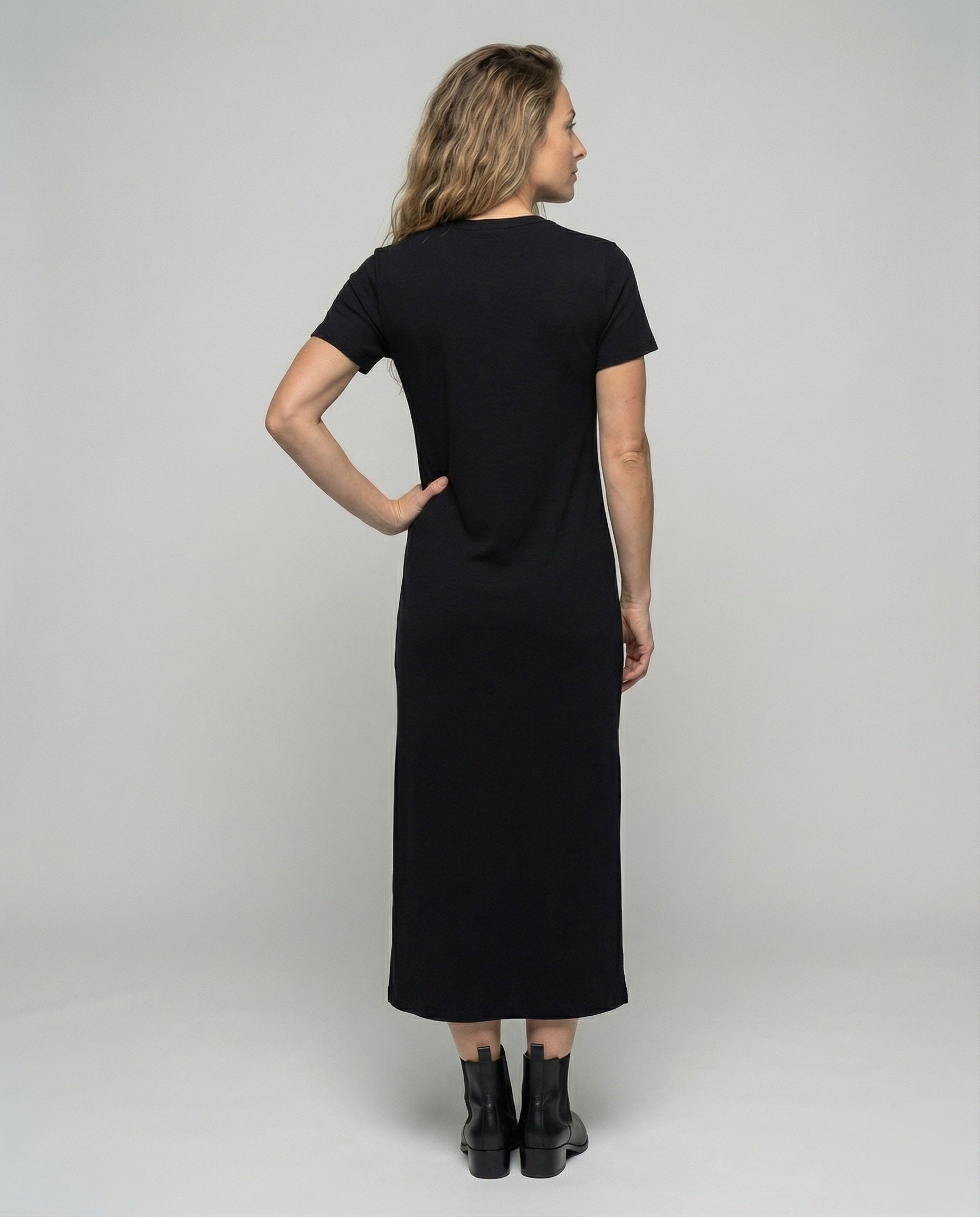 Product 15587428041034 - back_view