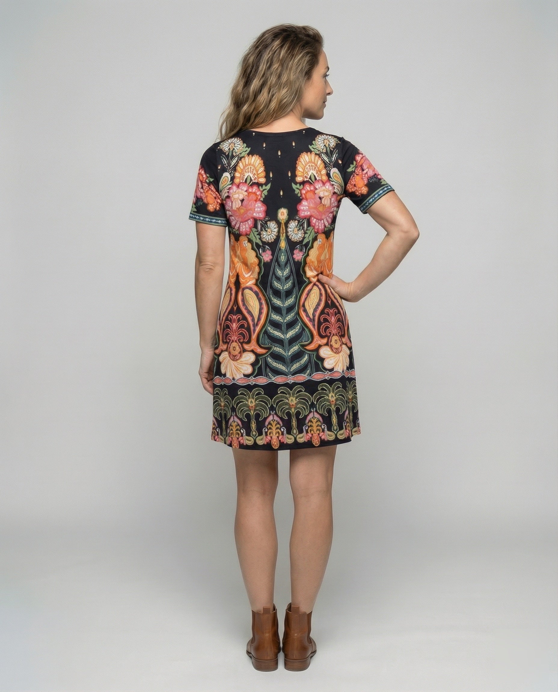 Product 15587428237642 - back_view