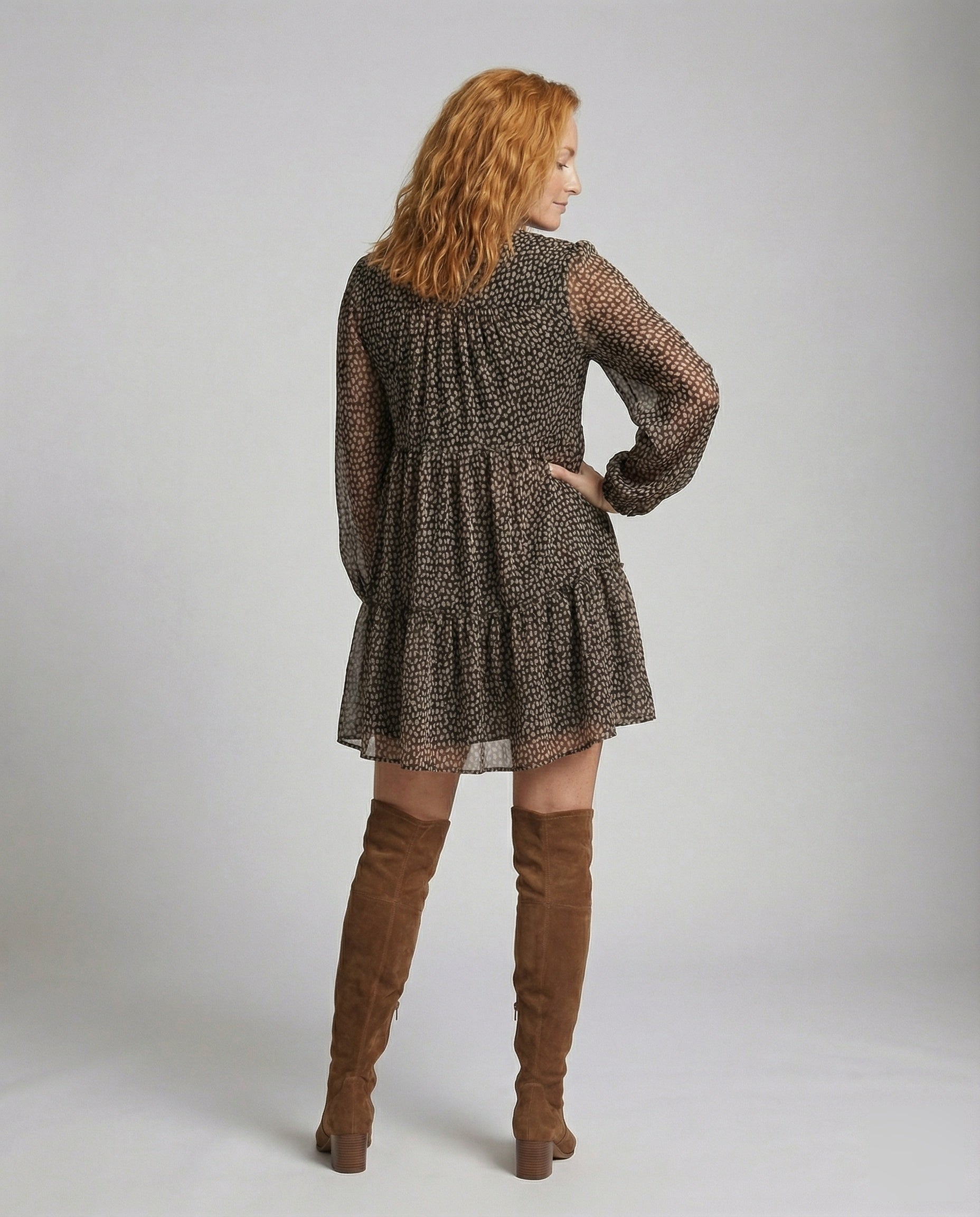 Product 15587438068042 - back_view