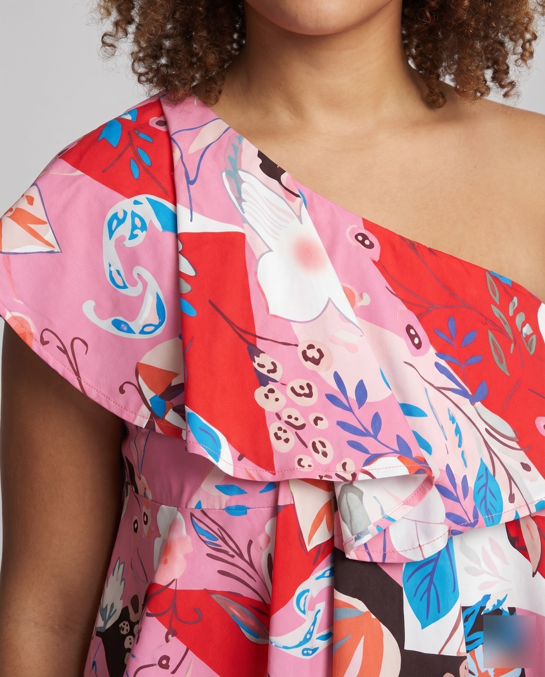 Product 15587475816778 - close_up_detail