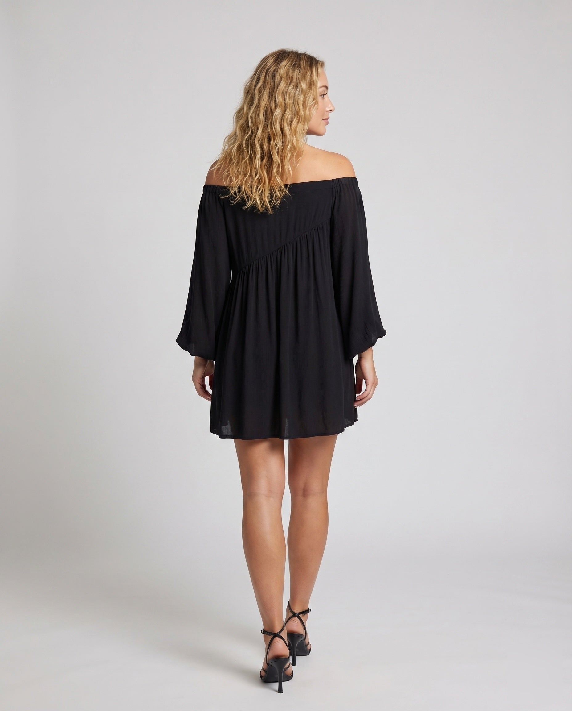 Product 15587484991818 - back_view