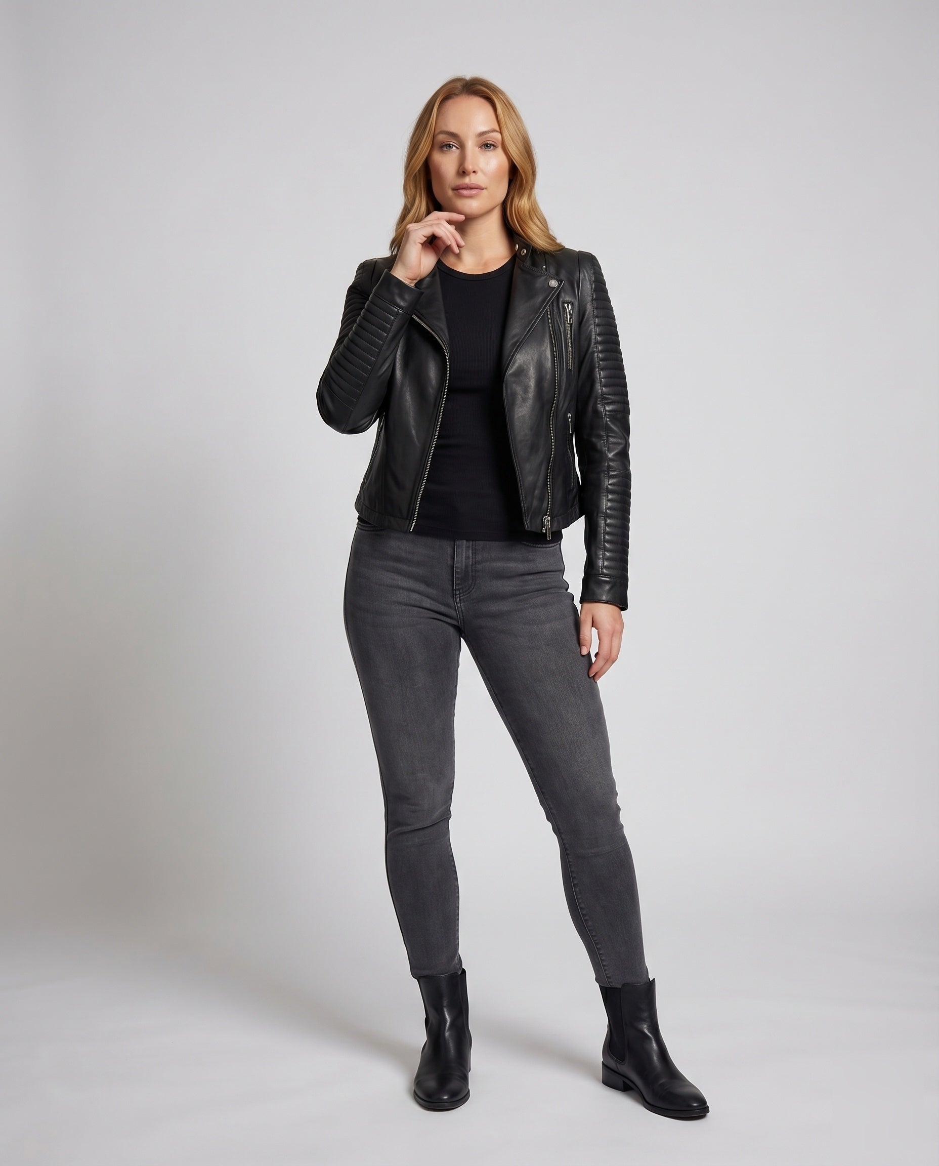 Product 15589186863434 - full_body_front