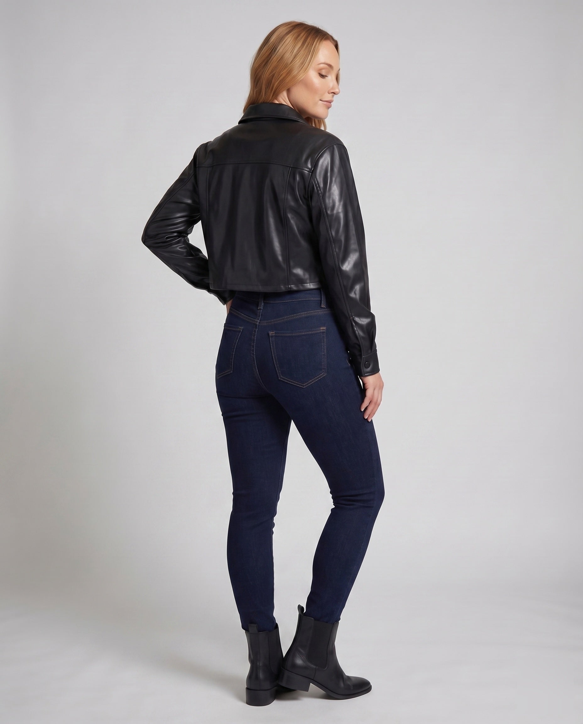 Product 15589187223882 - back_view