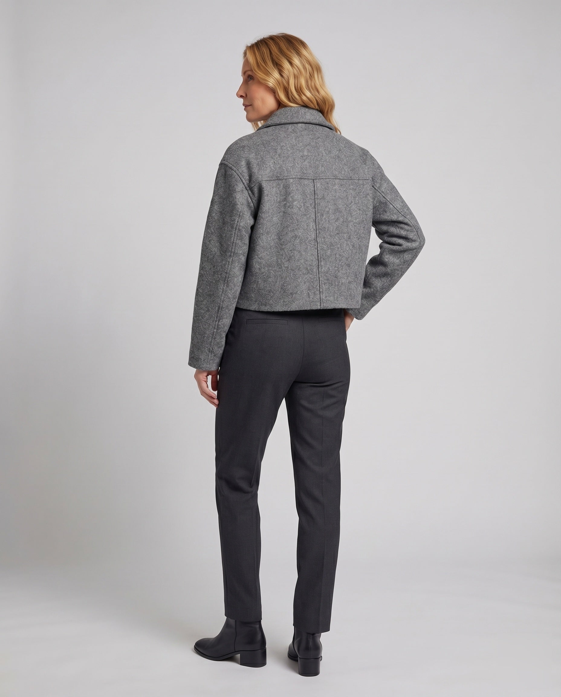 Product 15591382057290 - back_view