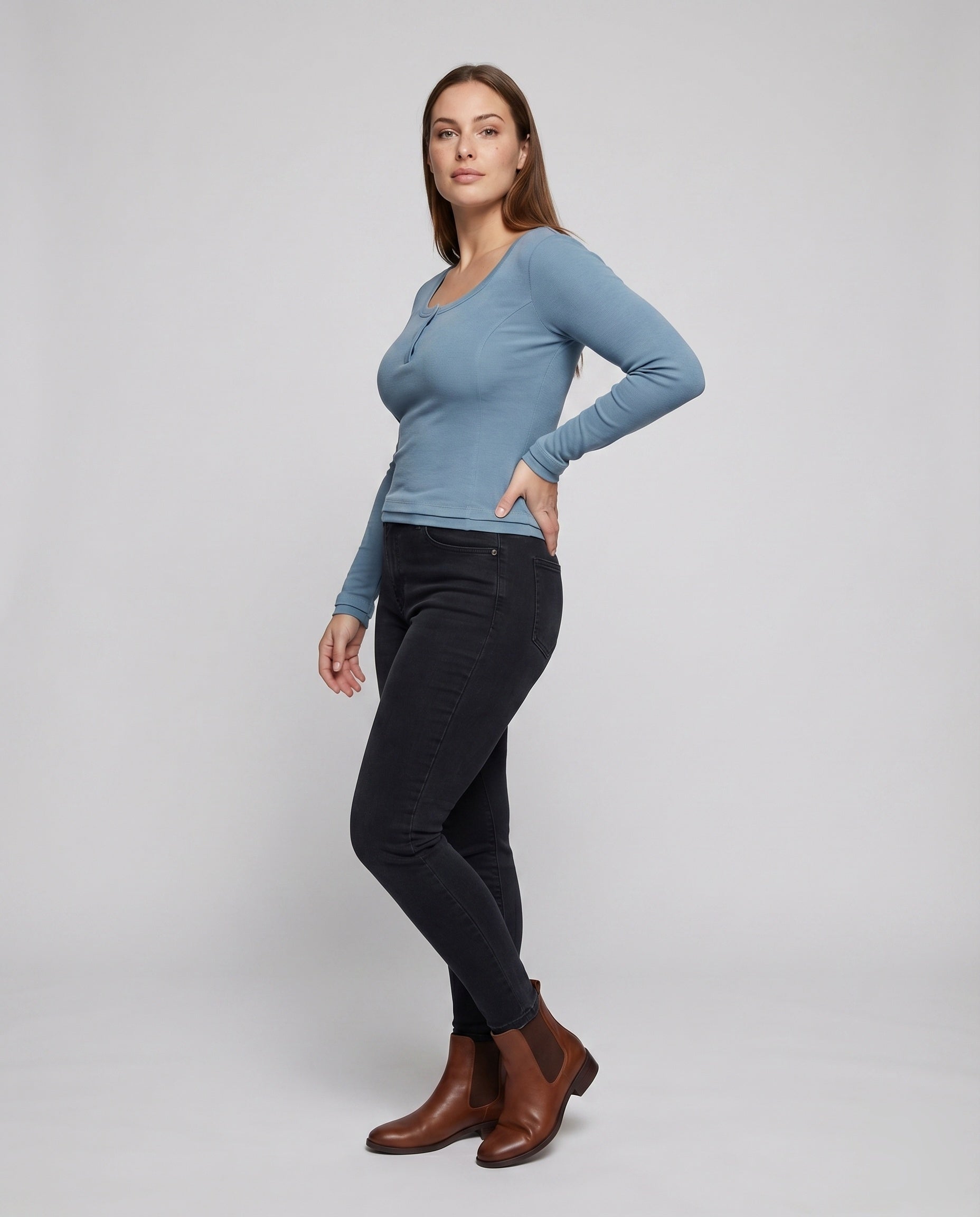Product 15591387857226 - full_body_front