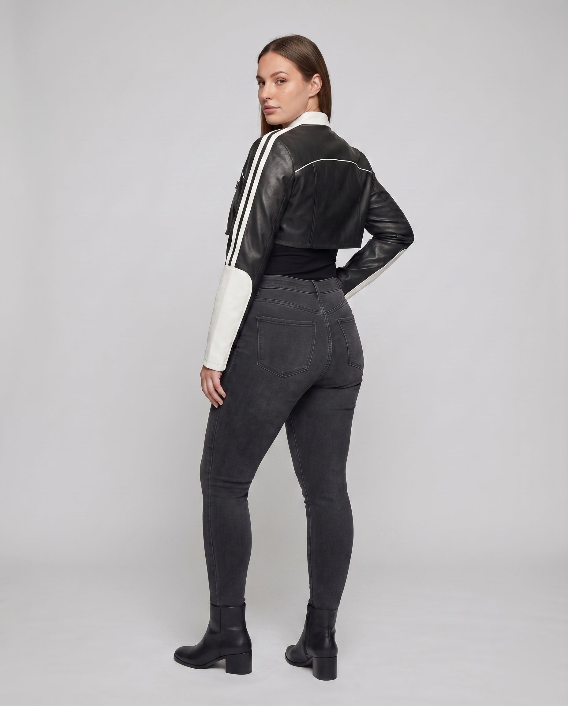 Product 15591395950922 - back_view