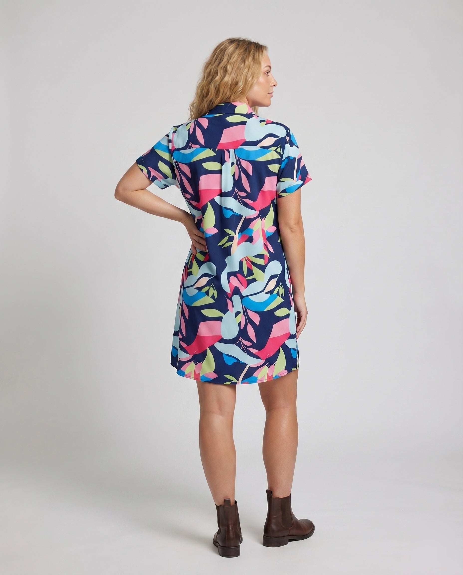 Product 15593063678282 - back_view