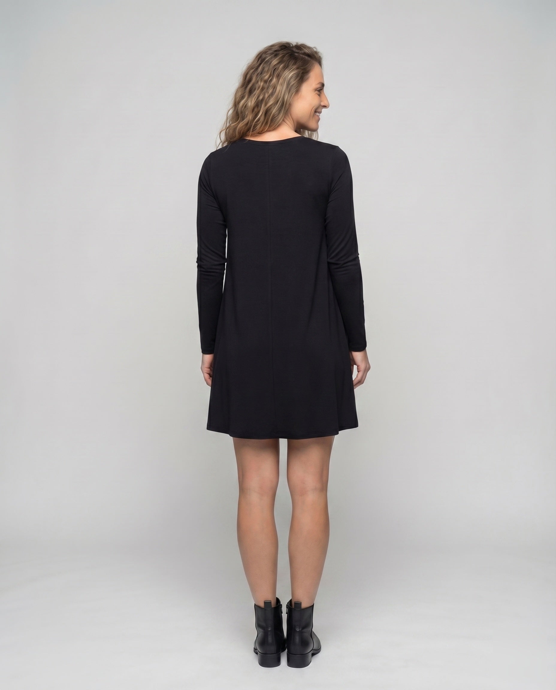 Product 15593068790090 - back_view
