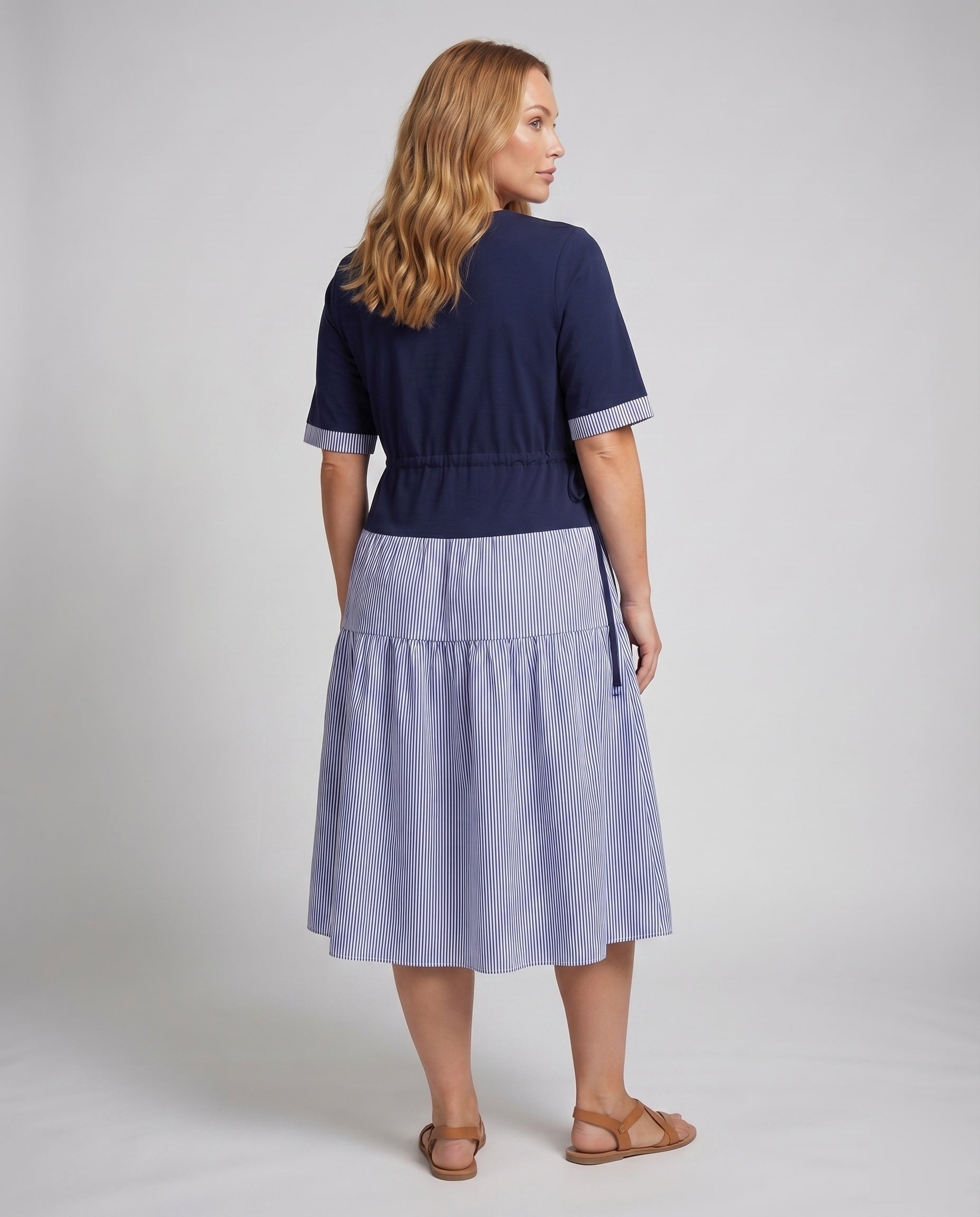 Product 15593996714314 - back_view