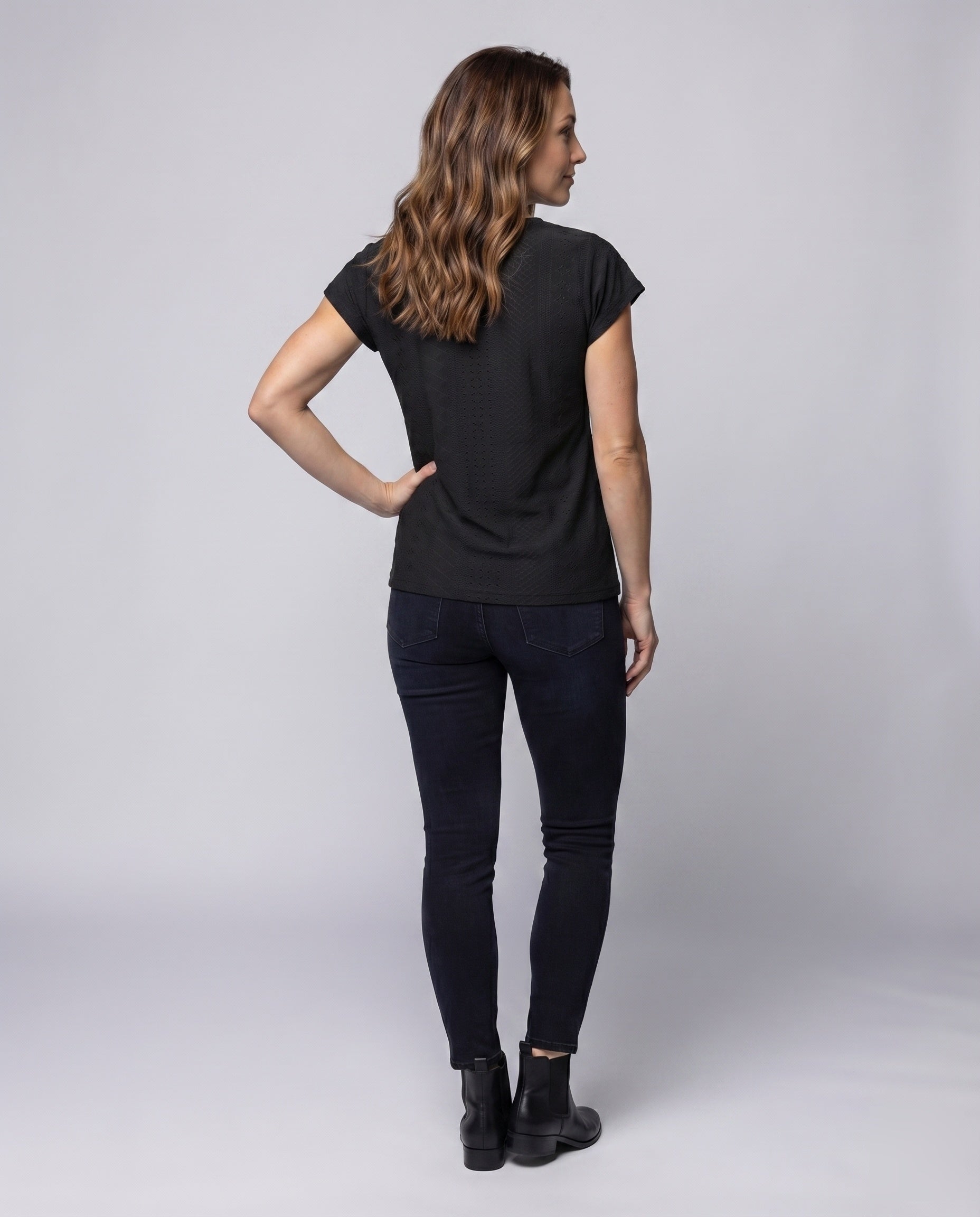Product 15593998582090 - back_view