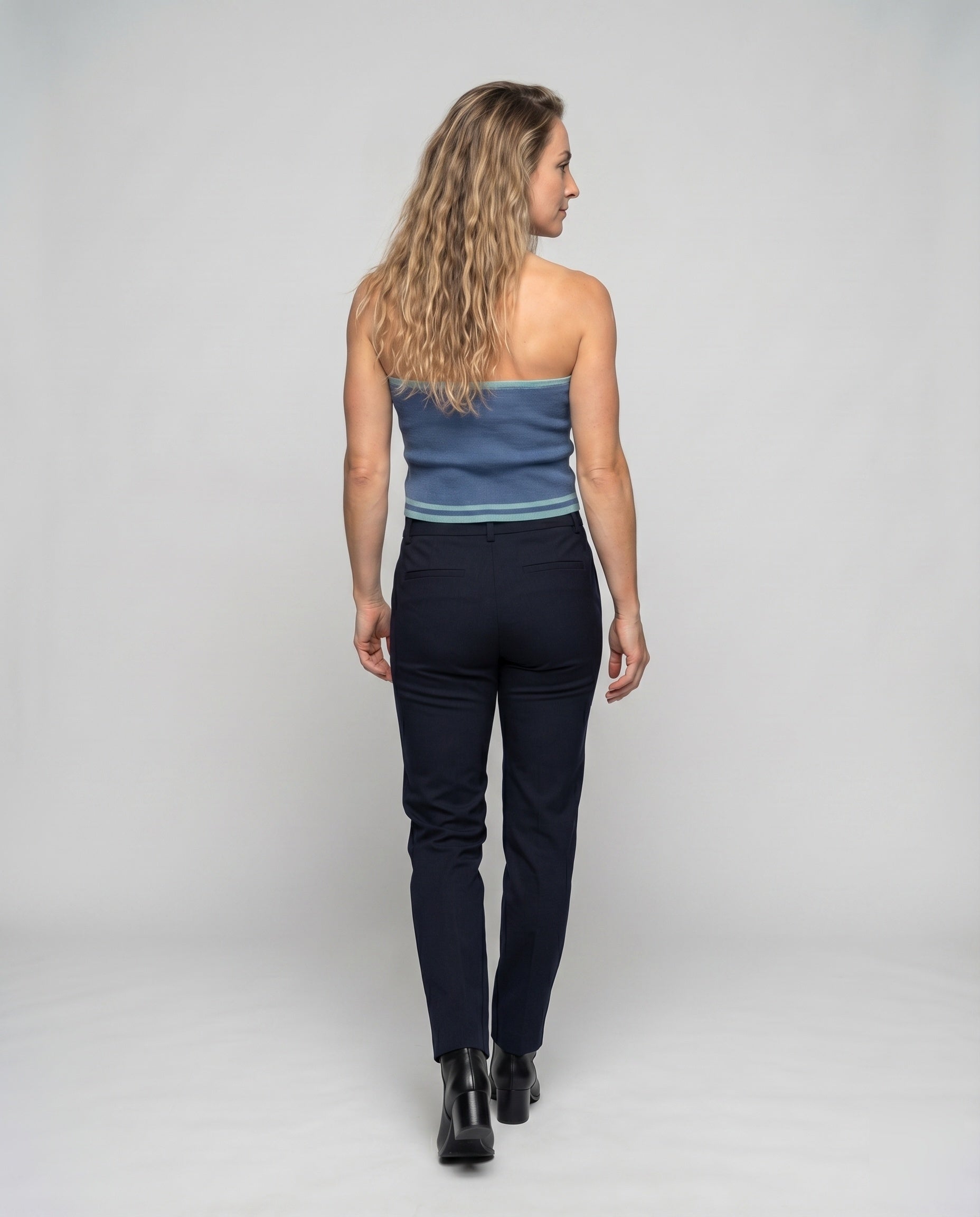 Product 15606900949322 - back_view