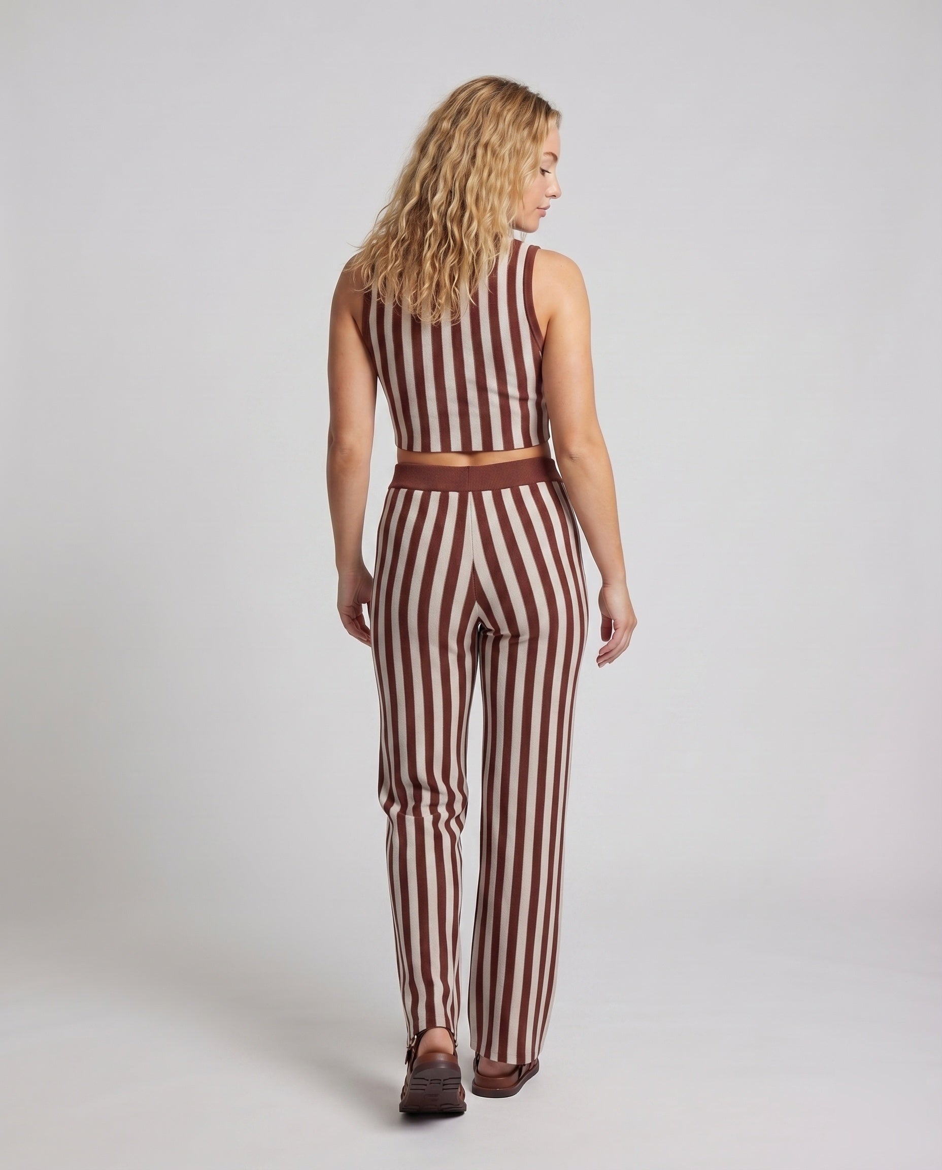 Product 15606901277002 - back_view