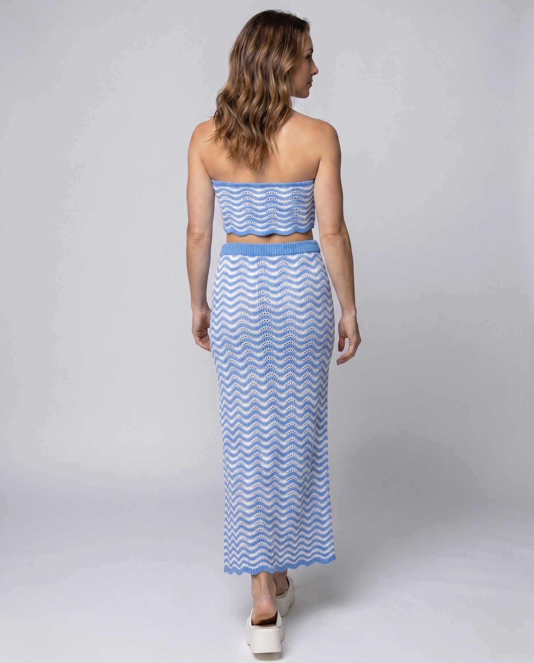 Product 15606936240458 - back_view