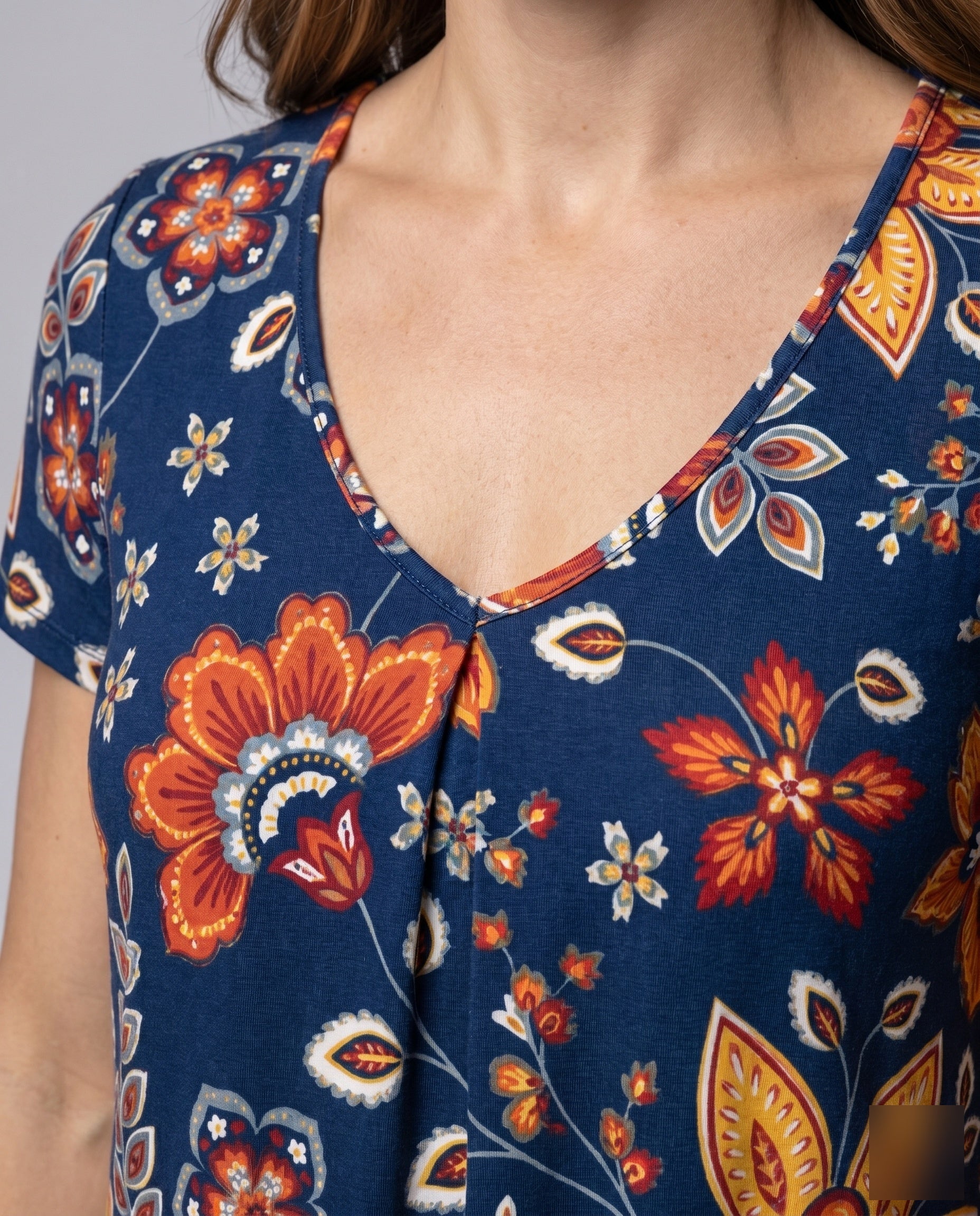 Product 15606975332682 - close_up_detail