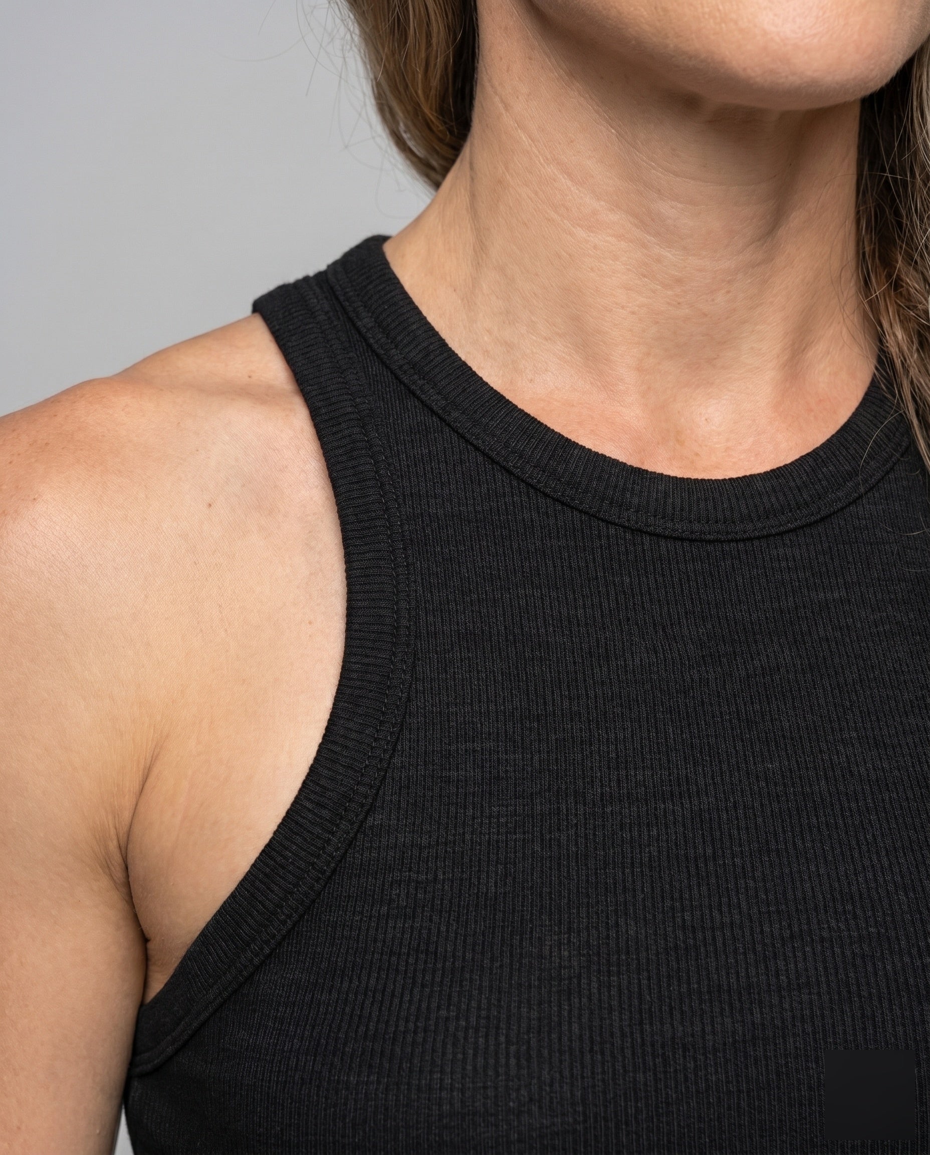 Product 15611851669834 - close_up_detail