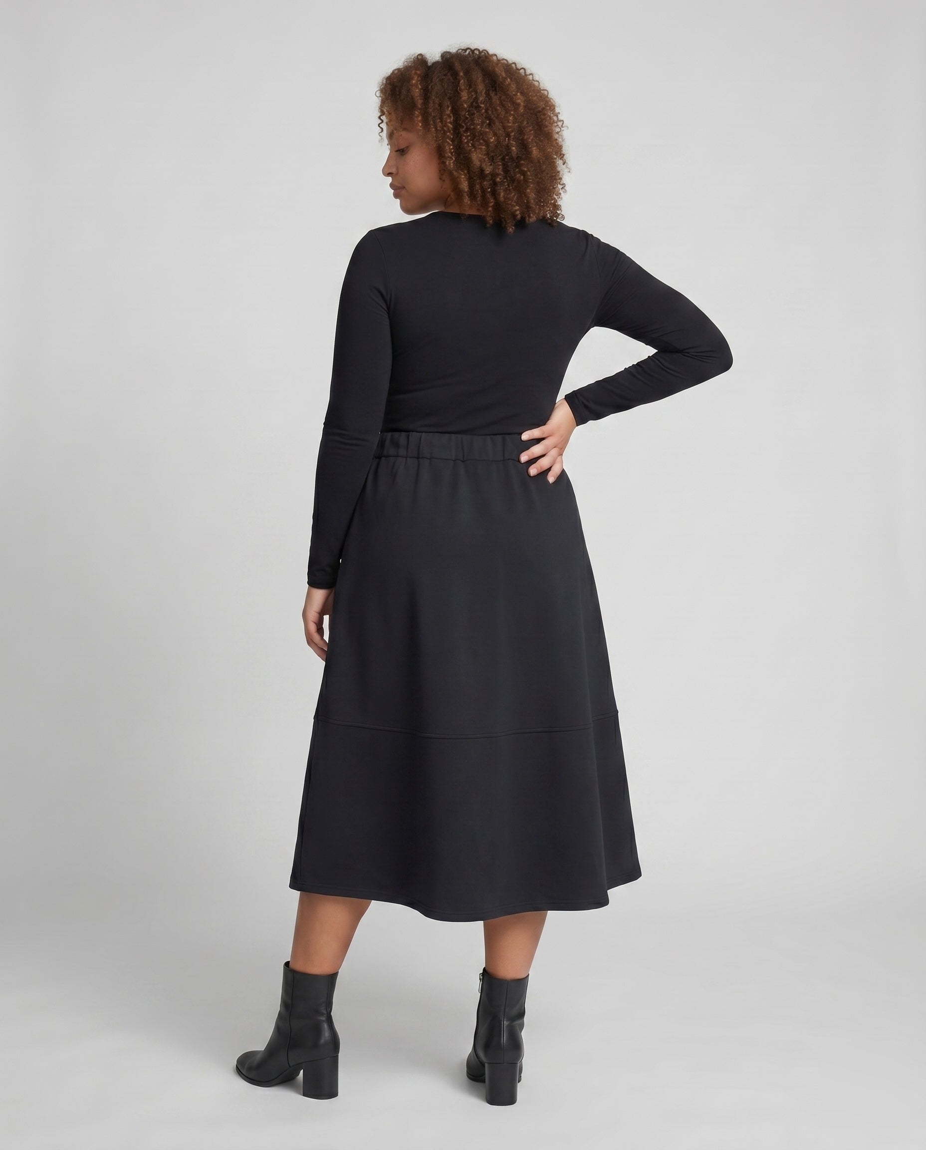 Product 15611866251594 - back_view