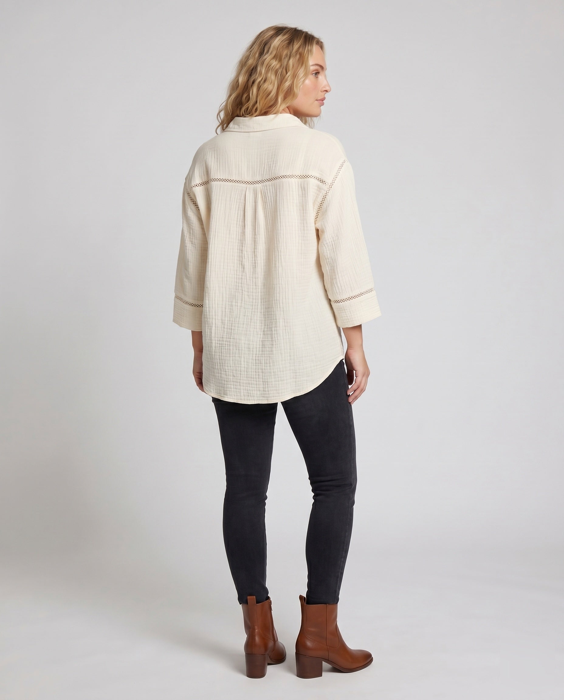 Product 15611883454794 - back_view