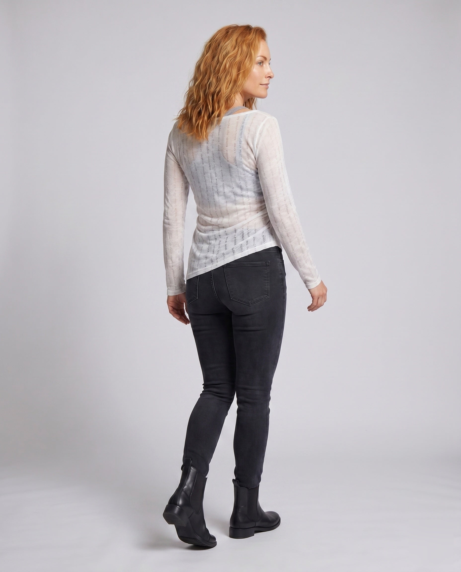 Product 15620214128970 - back_view