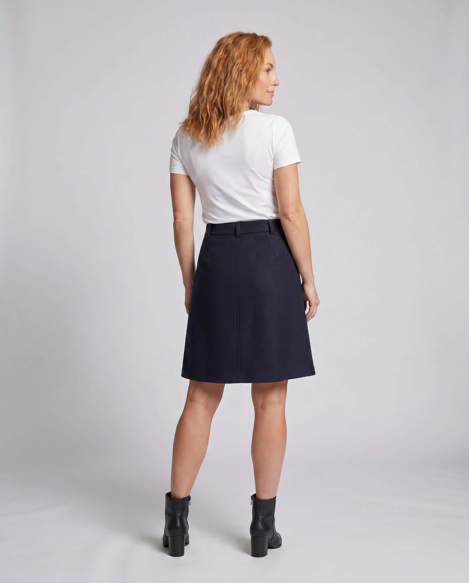 Product 15627224809802 - back_view