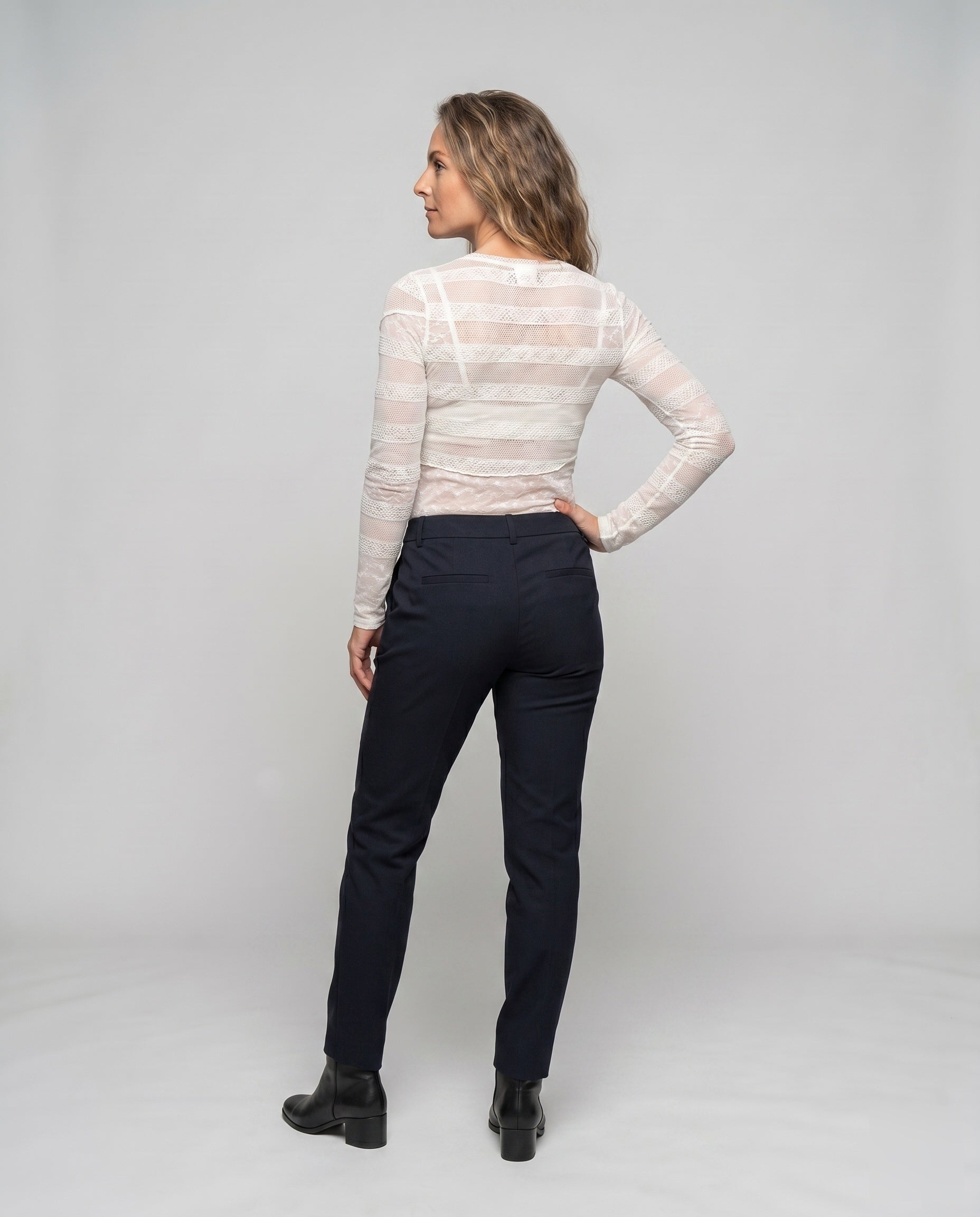 Product 15627226251594 - back_view