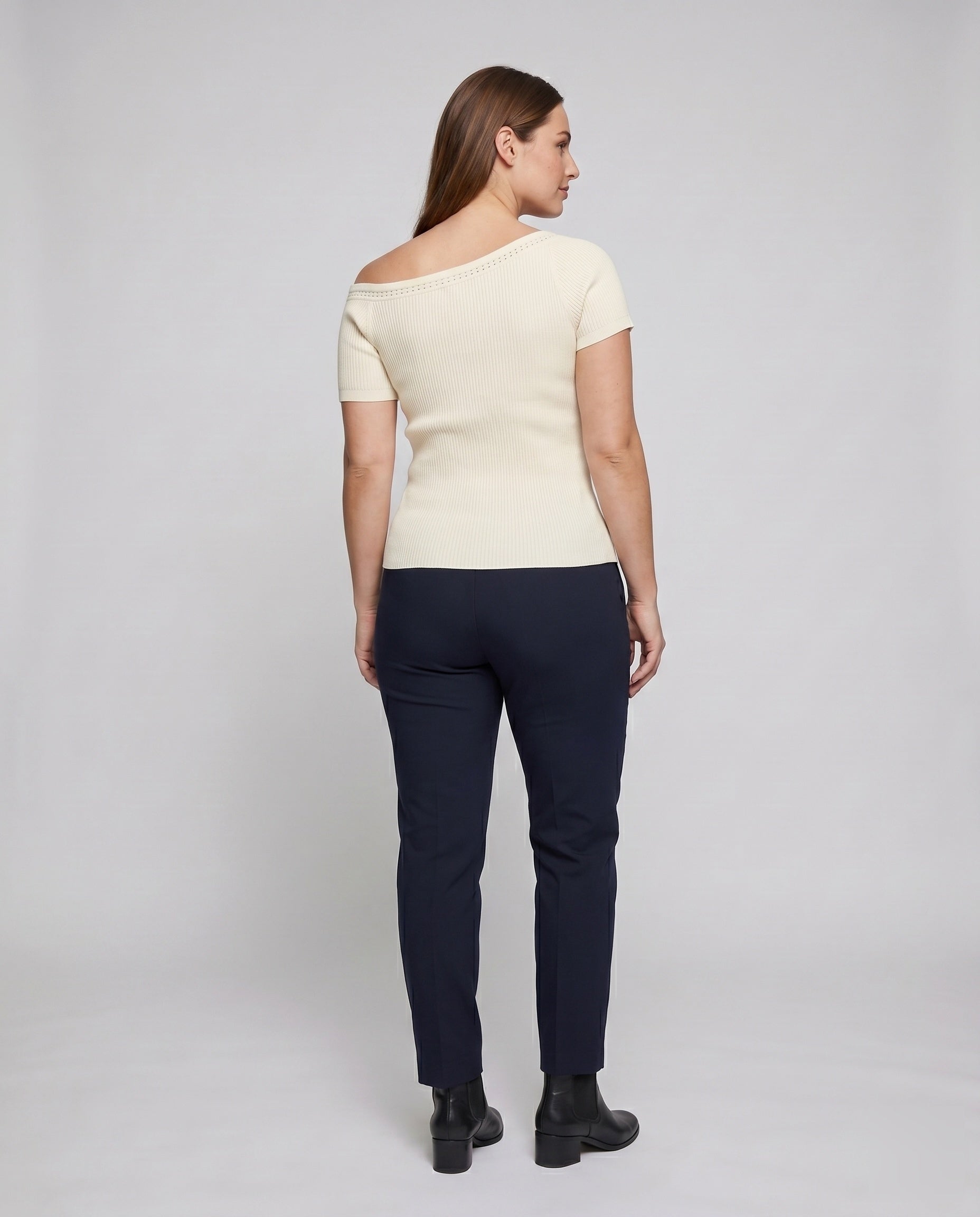 Product 15627227758922 - back_view