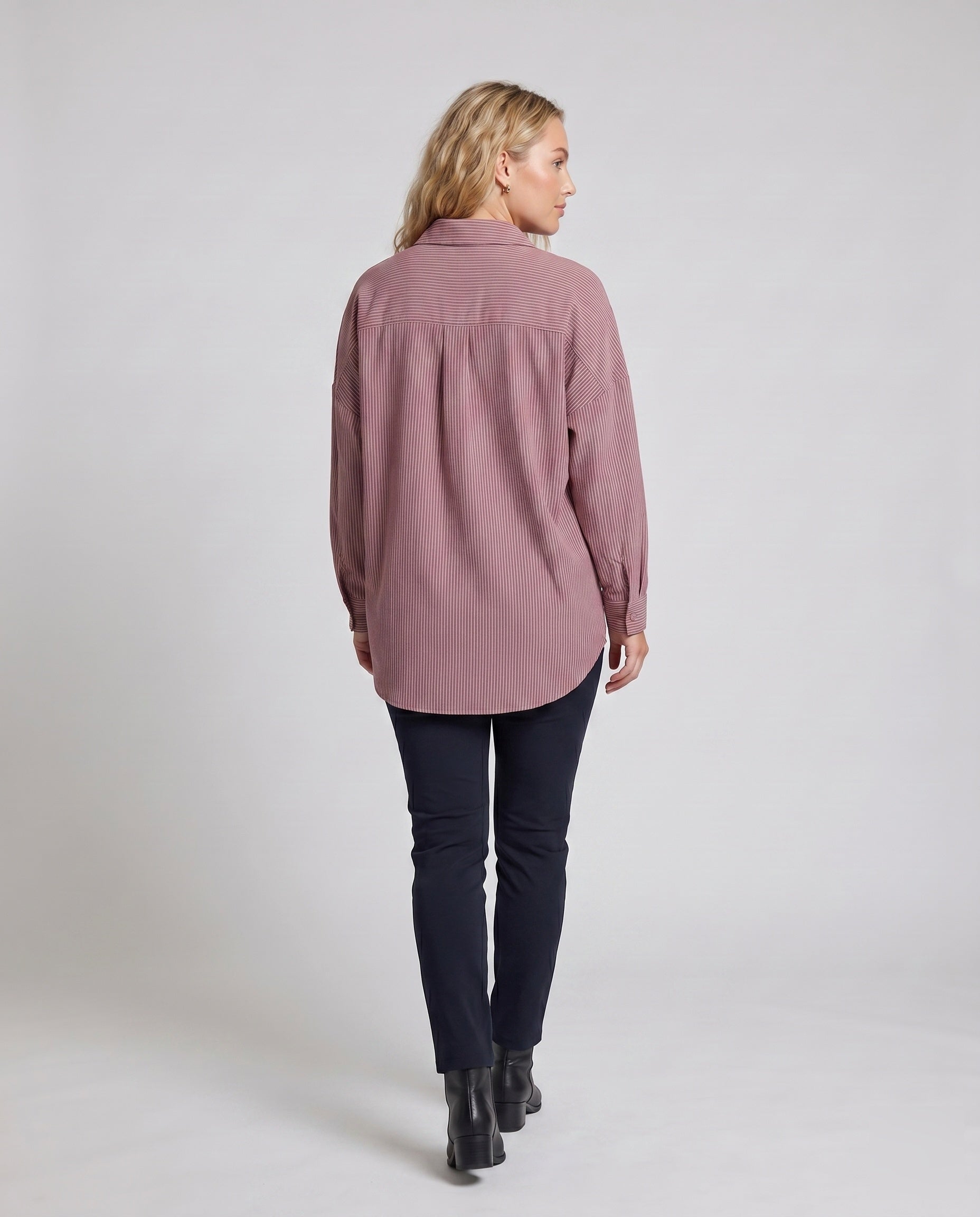 Product 15627228938570 - back_view