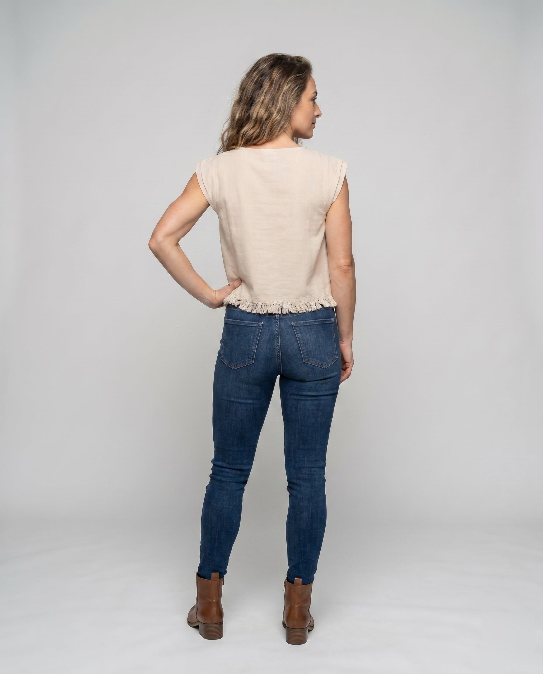 Product 15627231297866 - back_view