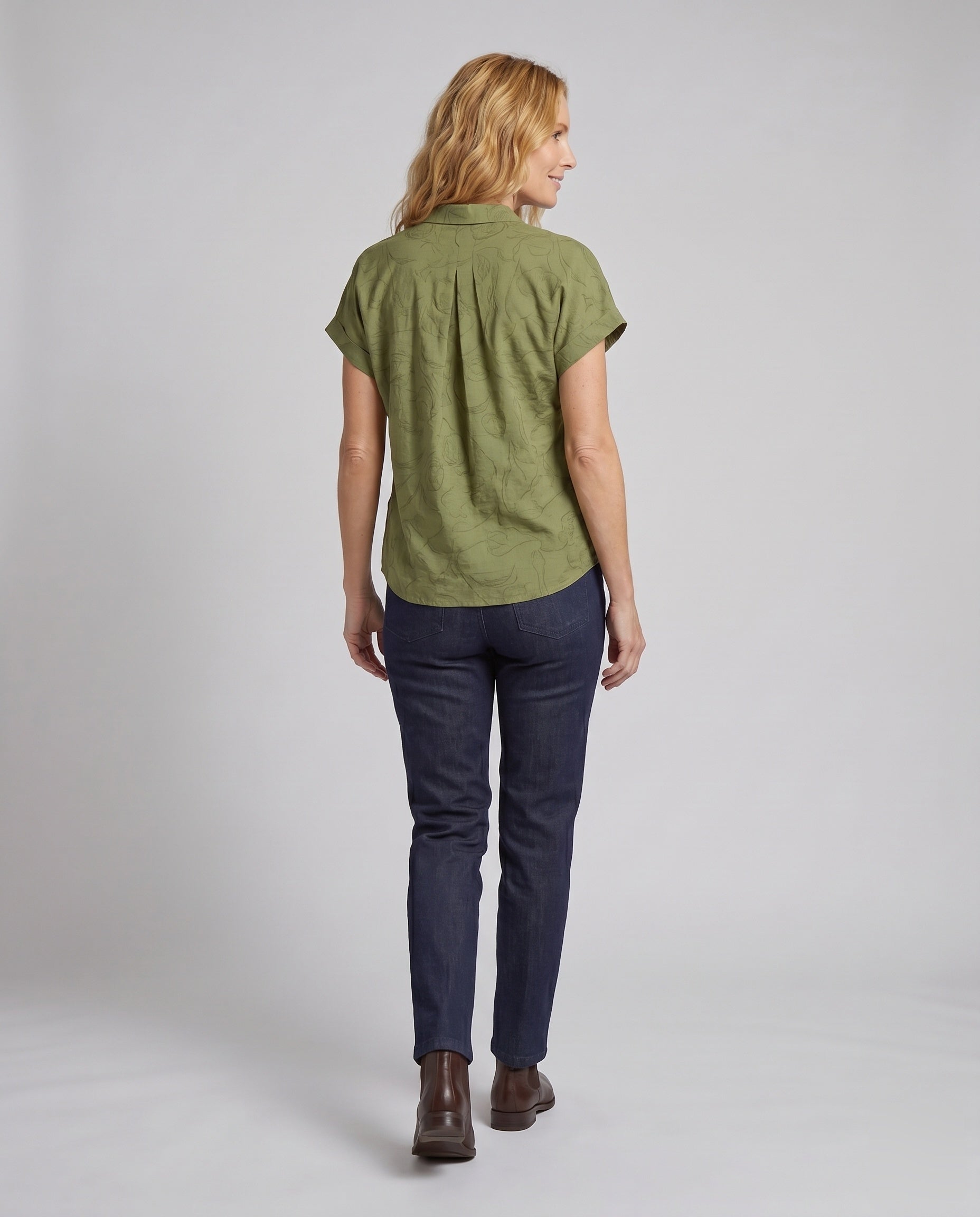 Product 15627232248138 - back_view