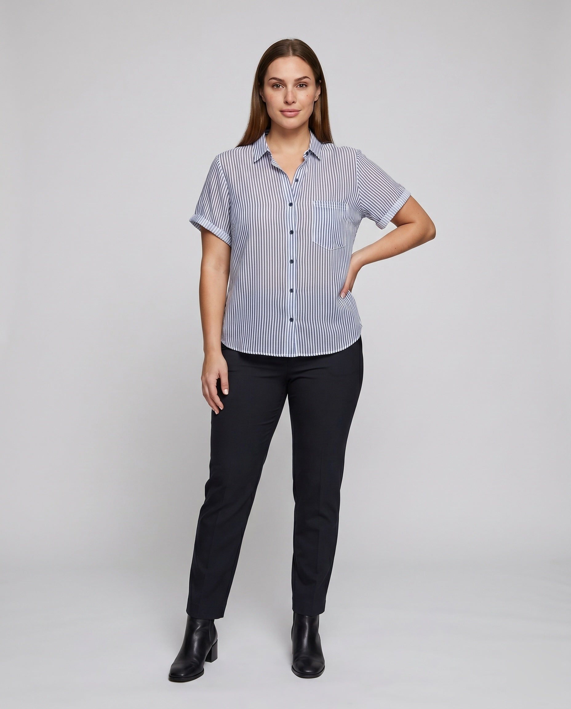 Product 15627233001802 - full_body_front