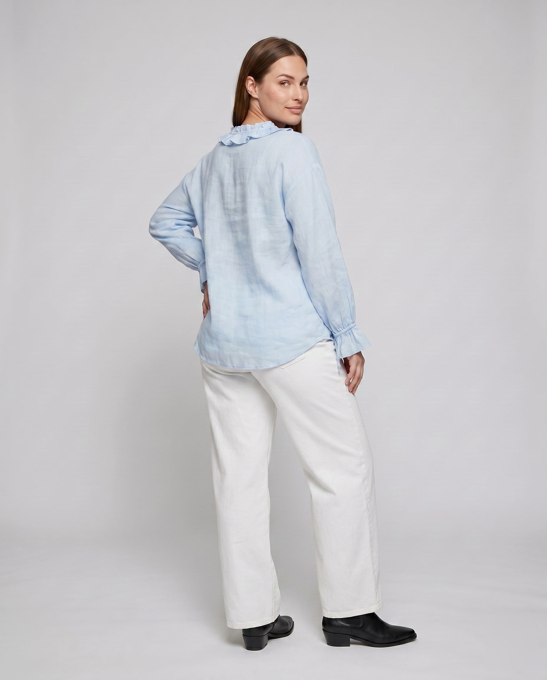 Product 15627239194954 - back_view
