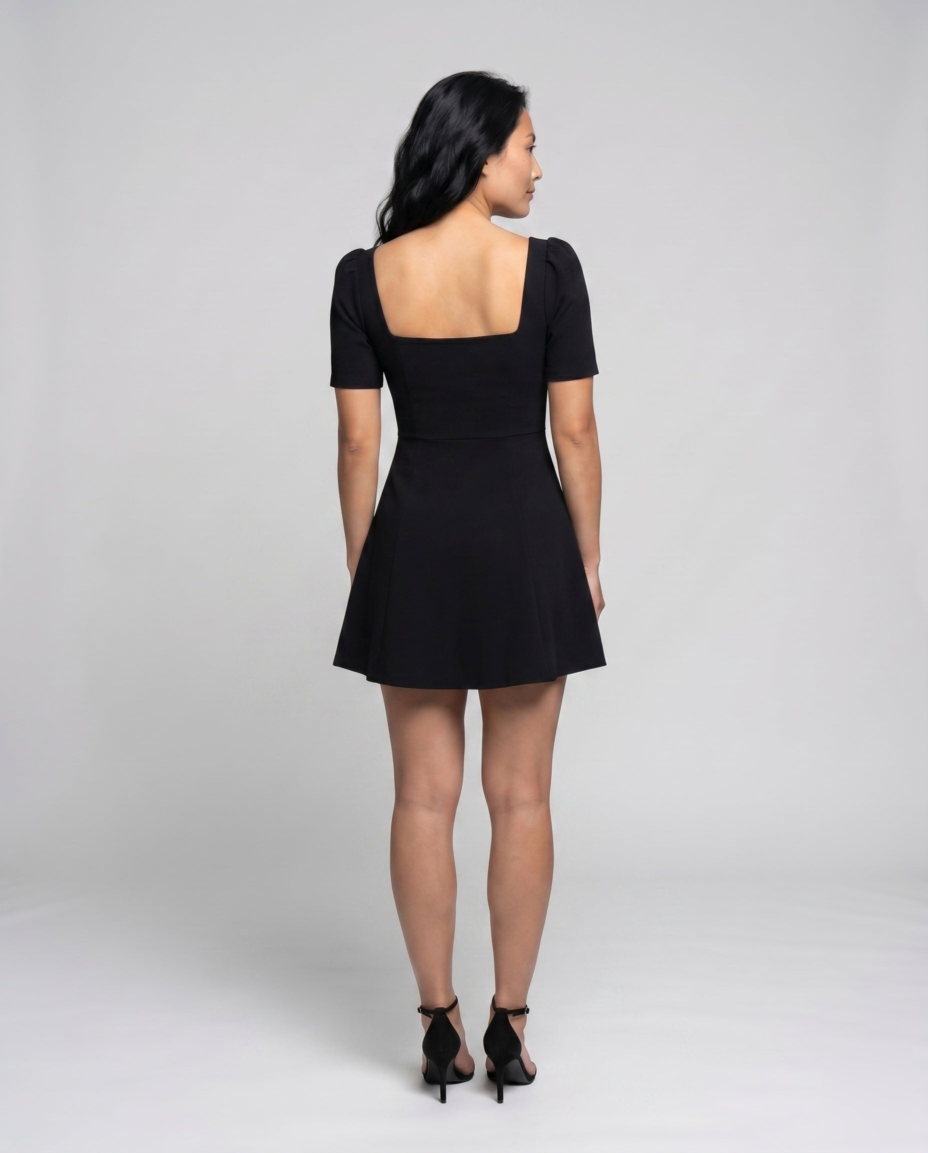 Product 15627246633290 - back_view