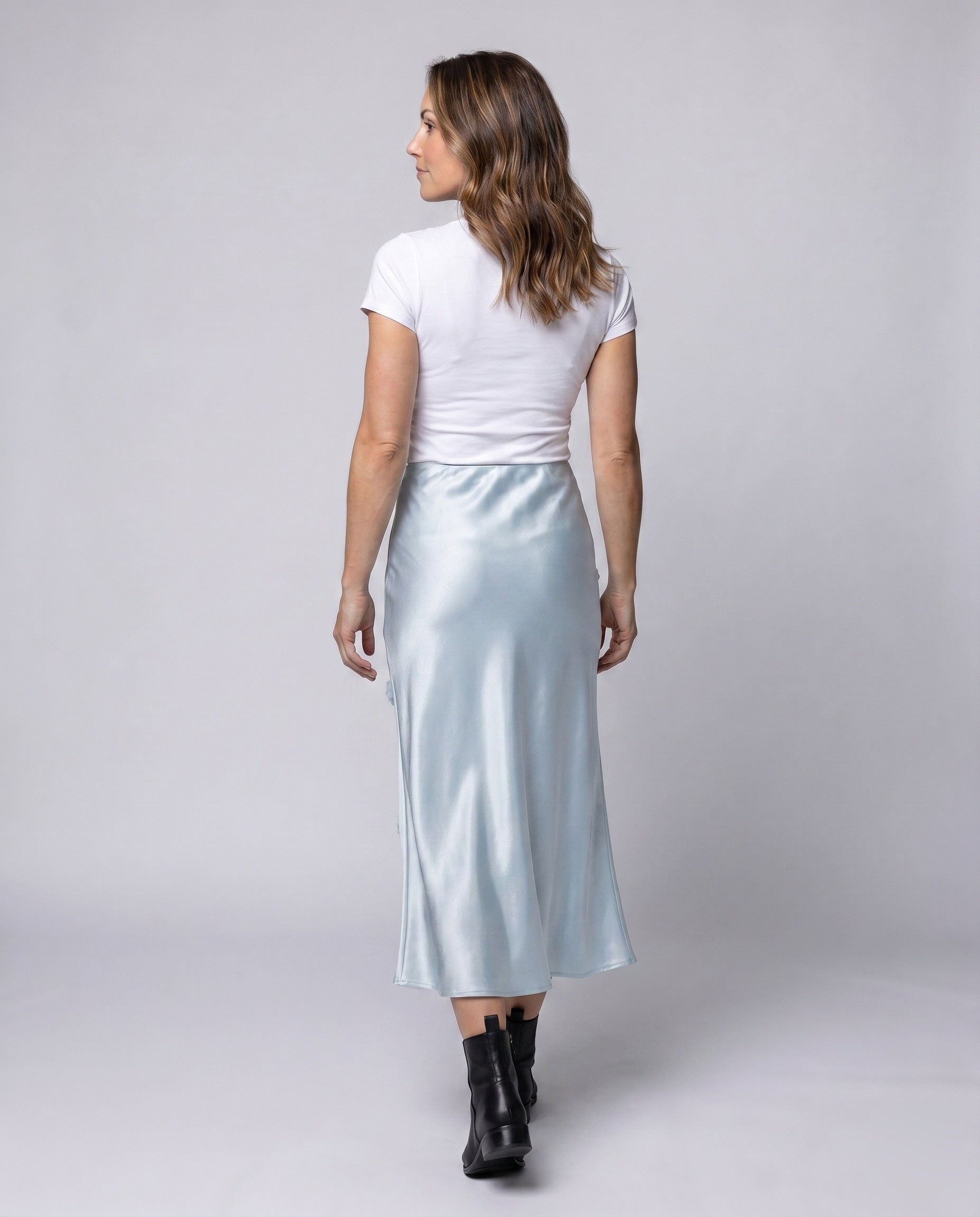 Product 15629091733834 - back_view