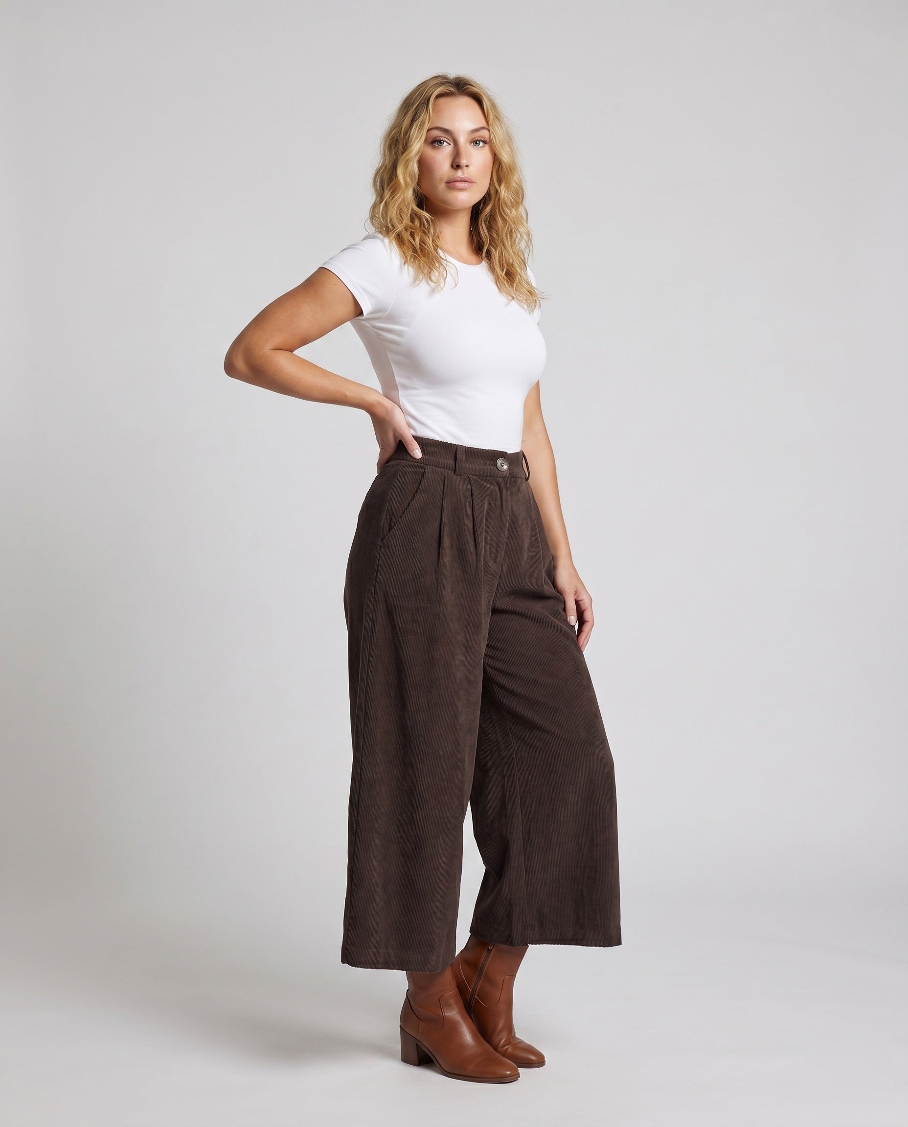 Product 15629092651338 - full_body_front