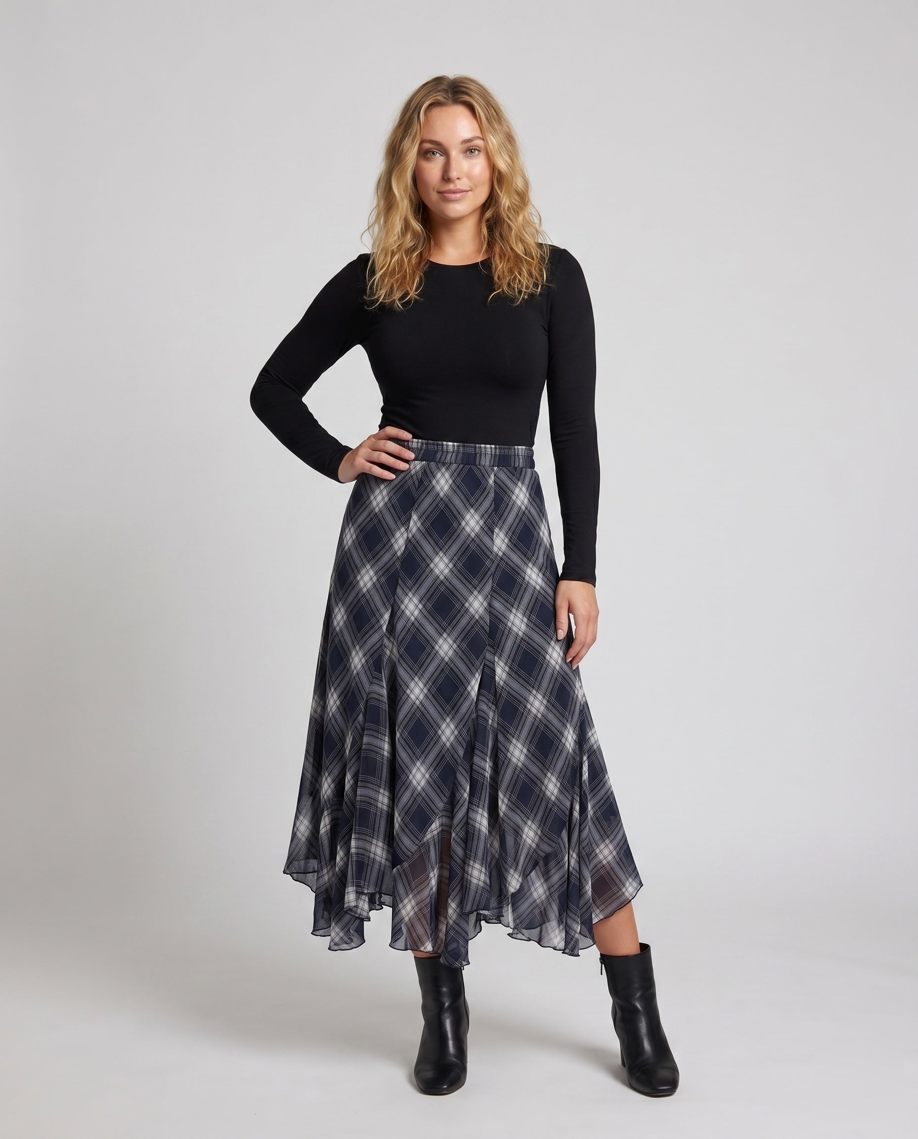 Product 15629095993674 - full_body_front