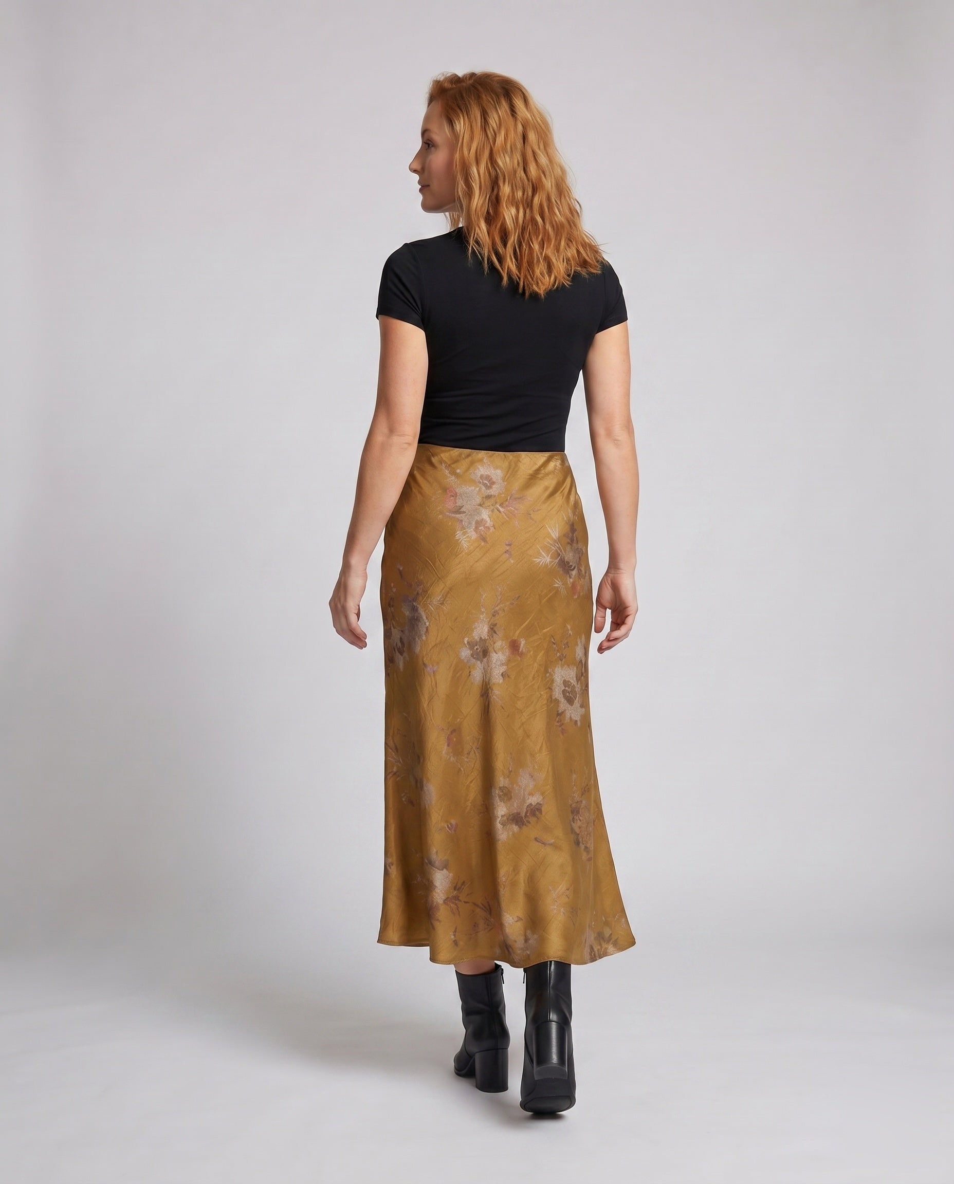 Product 15629099794762 - back_view