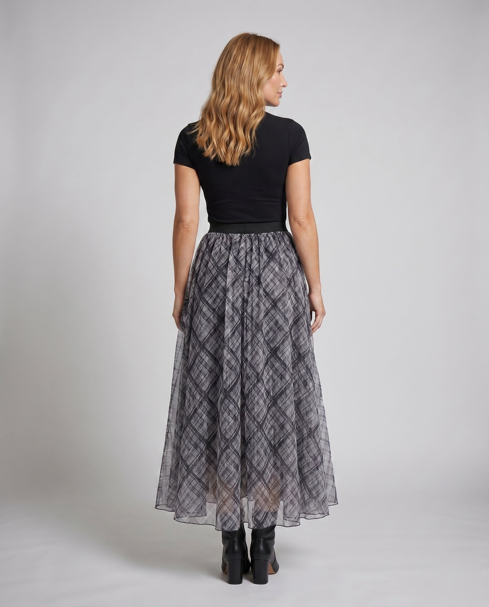 Product 15629102448970 - back_view