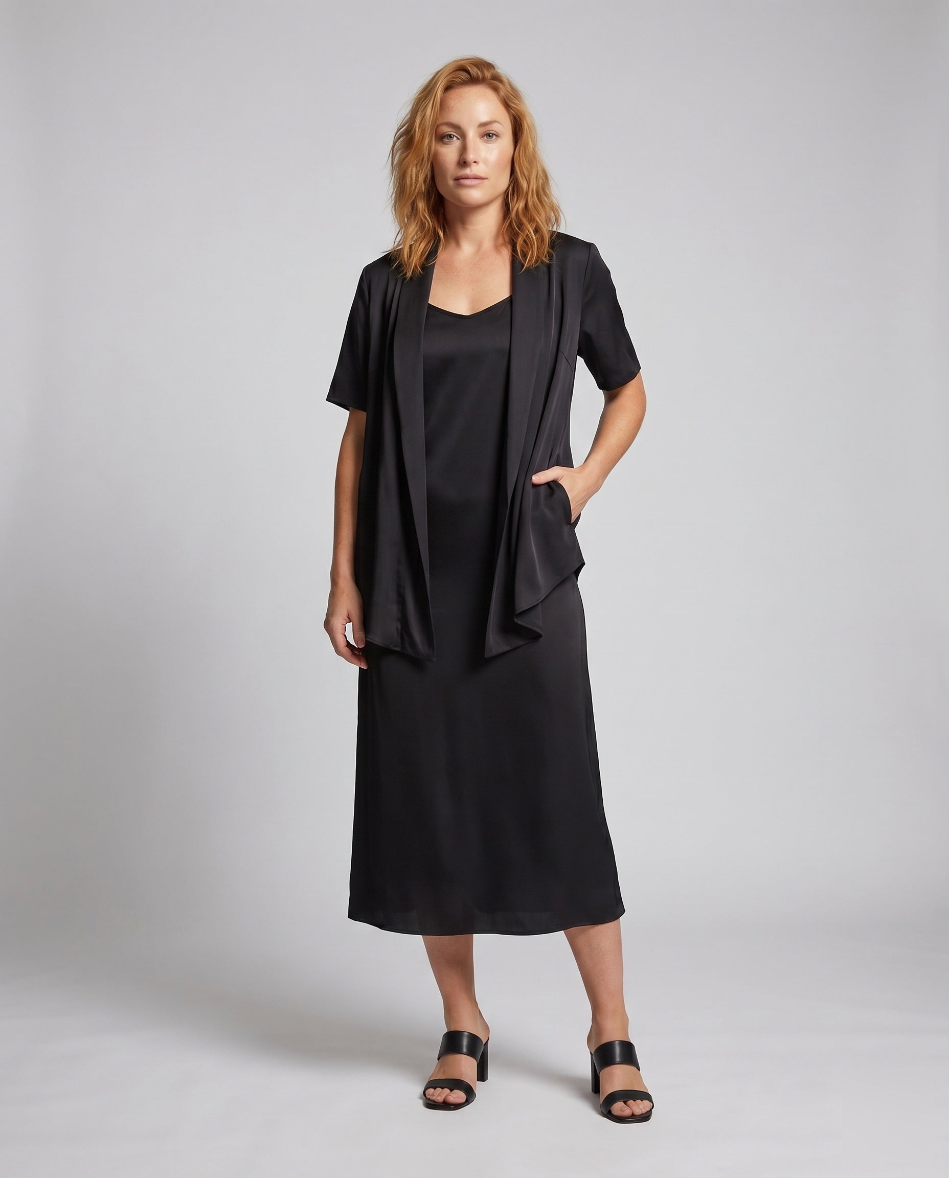 Product 15629108052298 - full_body_front