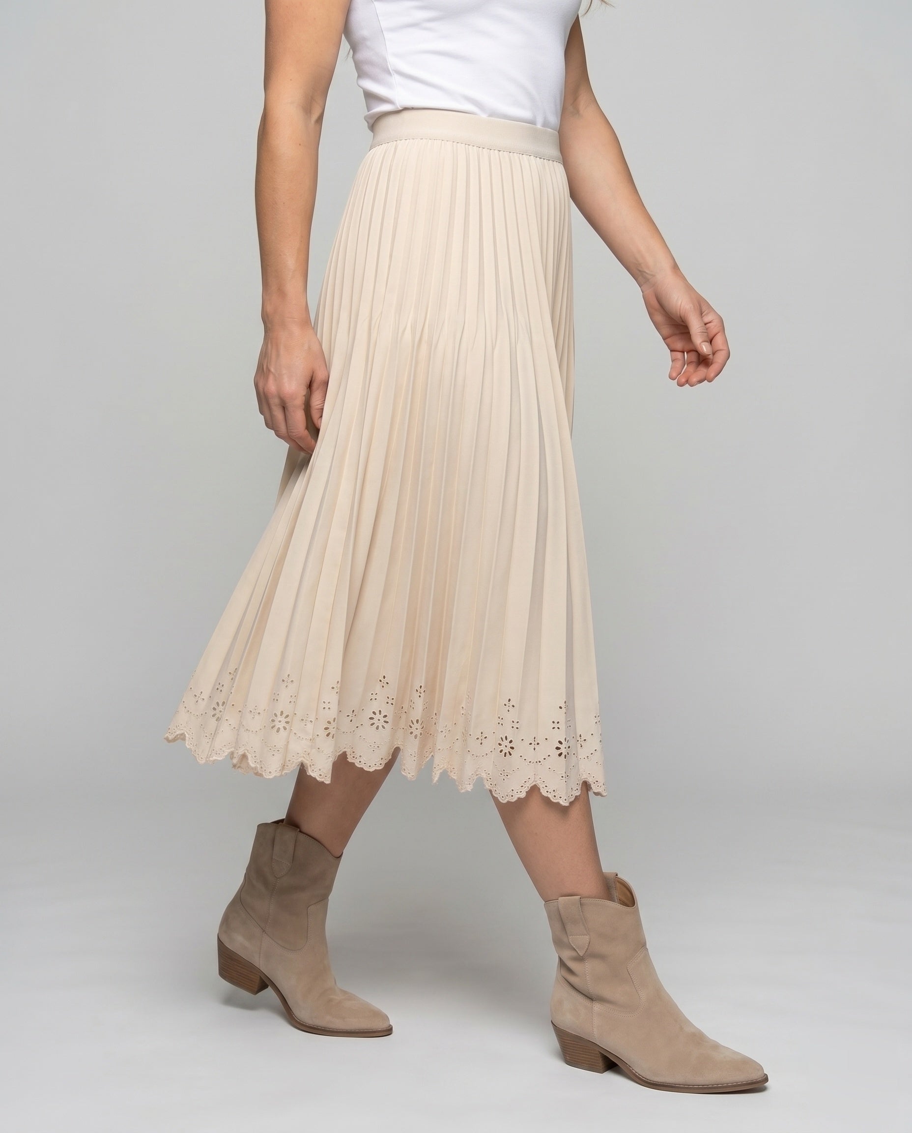 Product 15629116408138 - lower_body