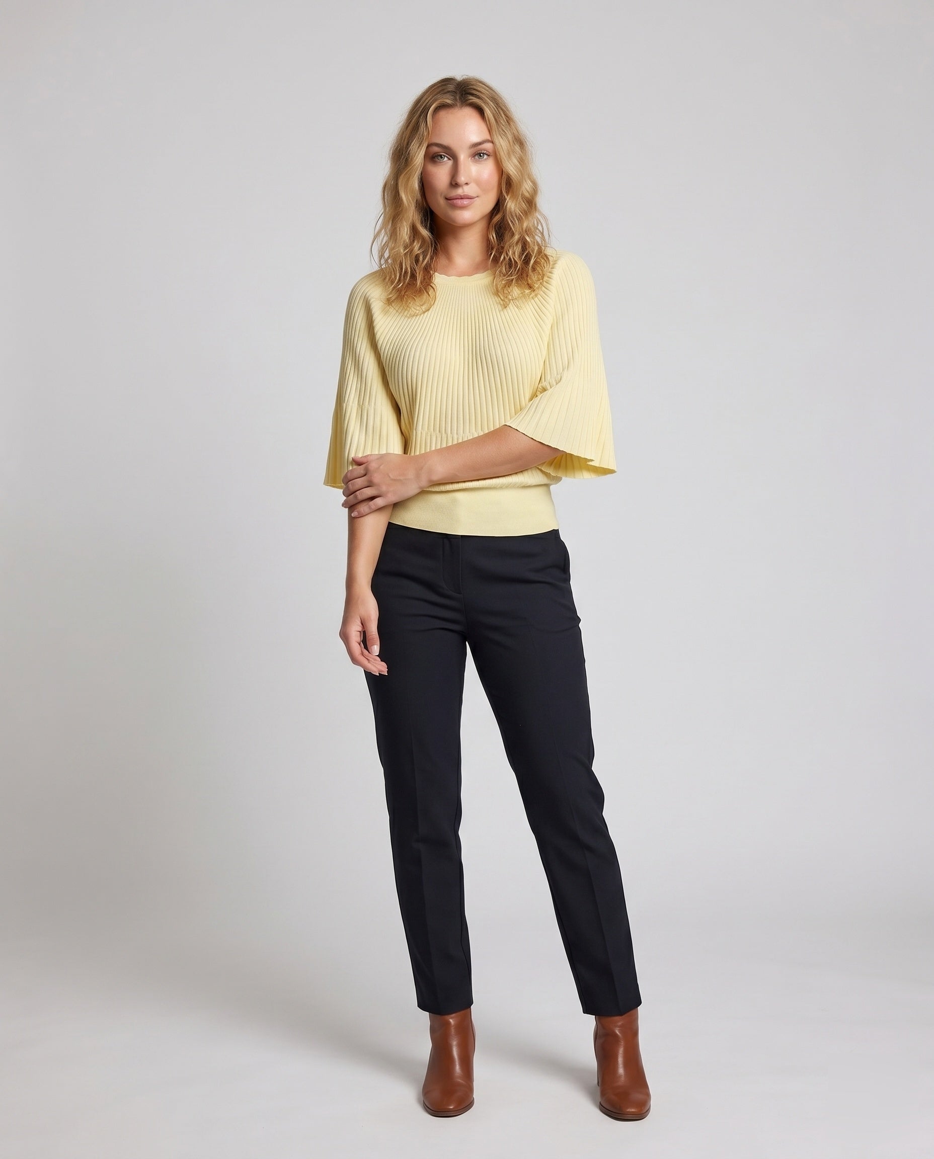 Product 15629116735818 - full_body_front