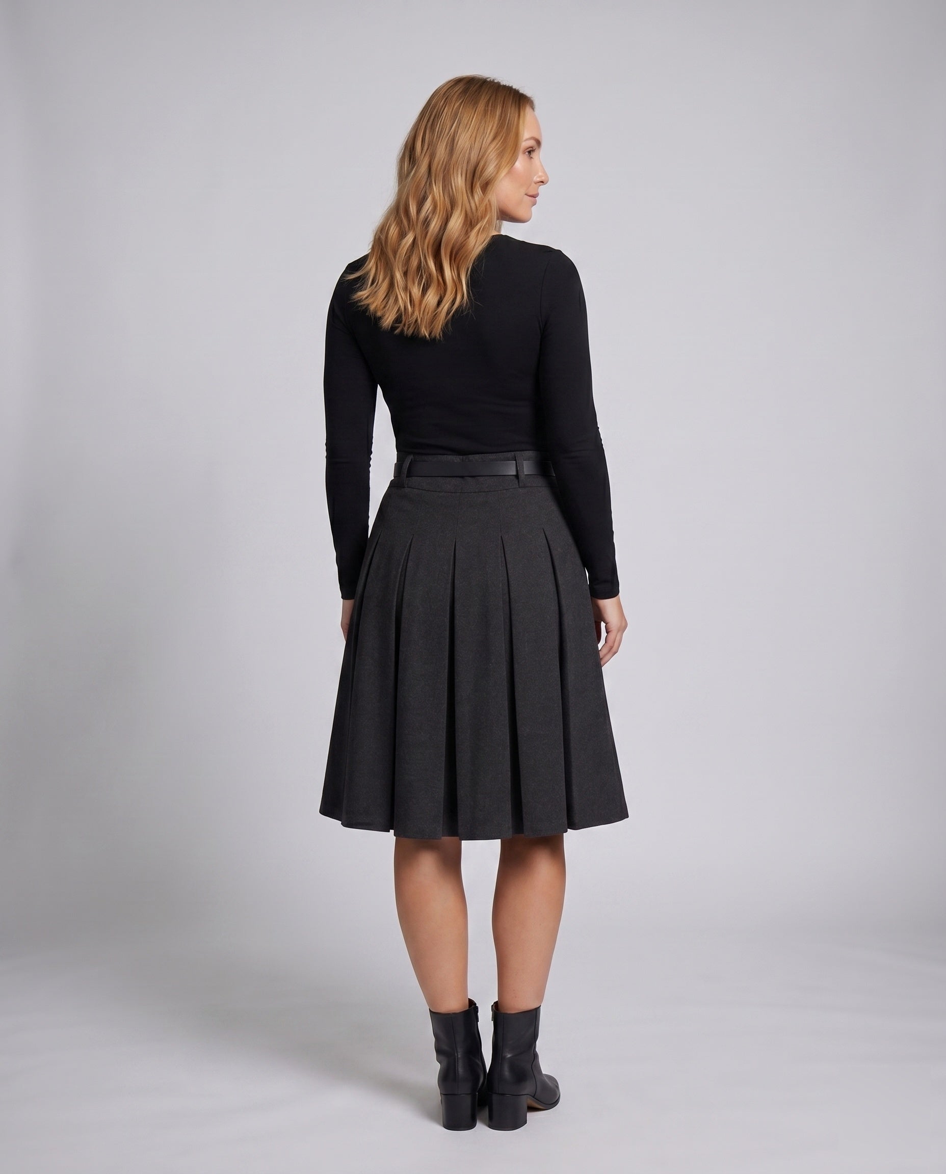 Product 15629117653322 - back_view