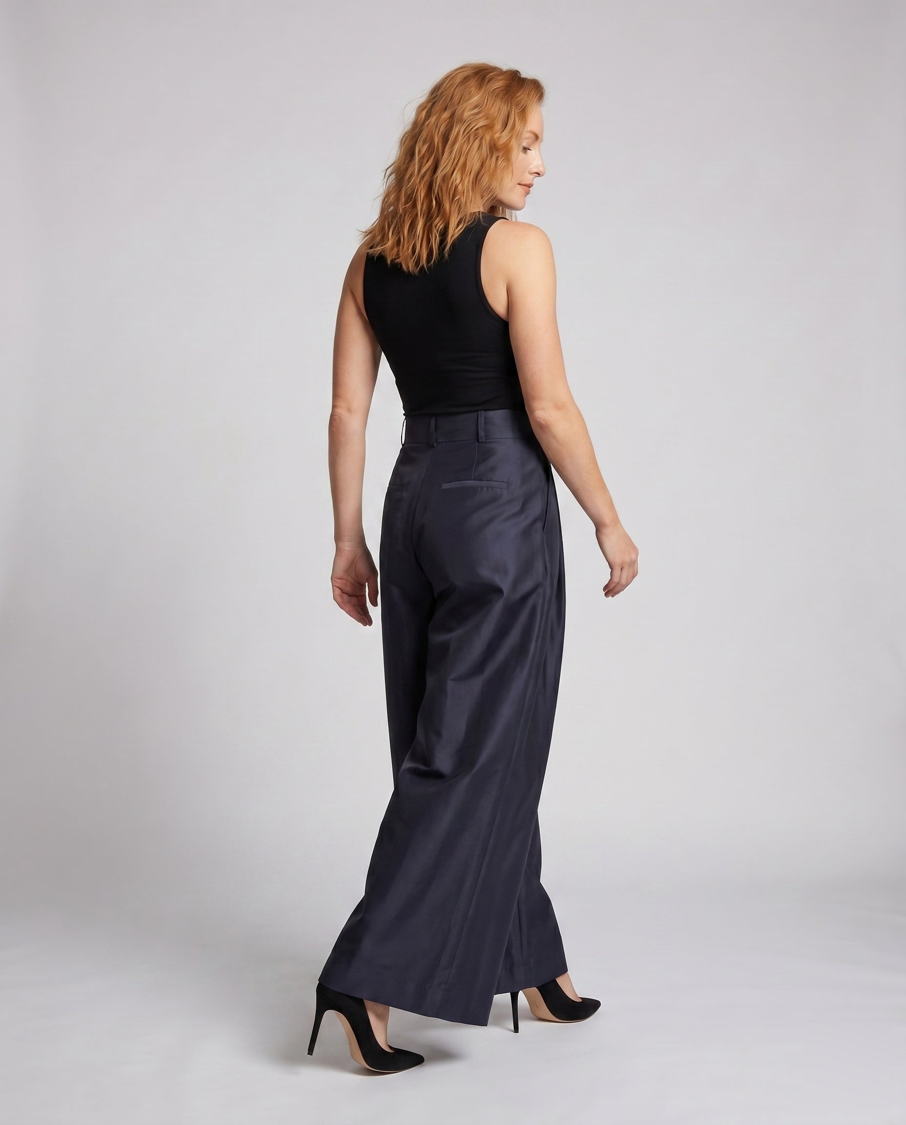 Product 15633179148618 - back_view