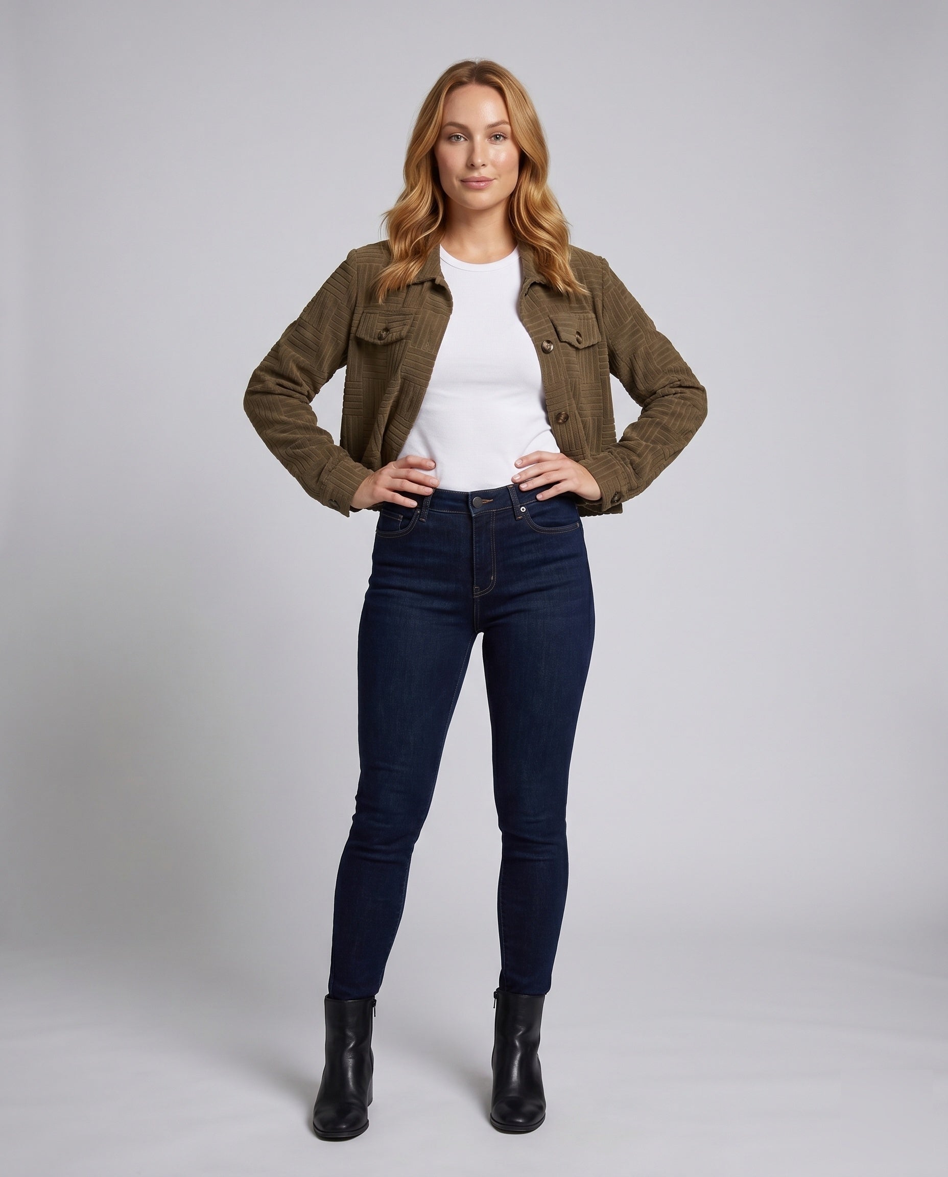 Product 15634934530378 - full_body_front