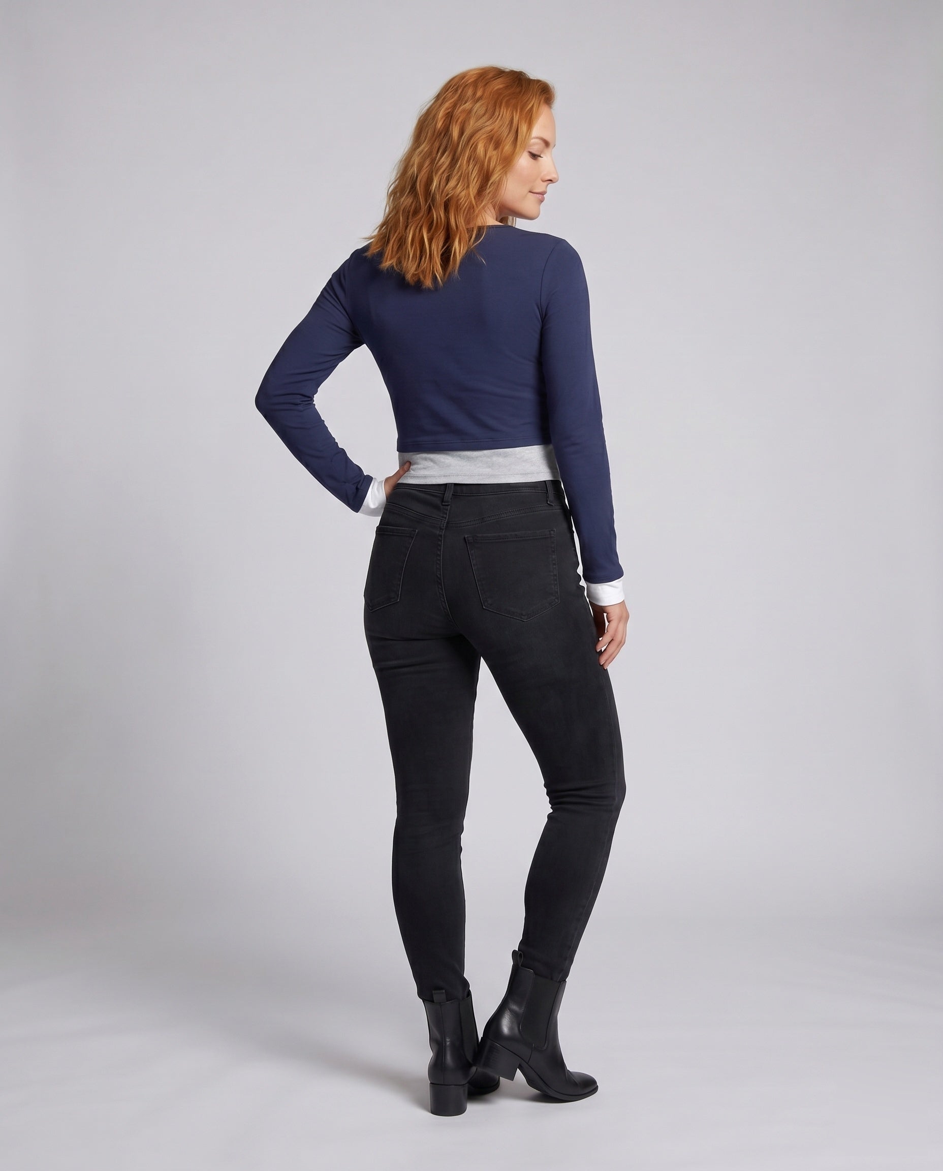 Product 15634935349578 - back_view